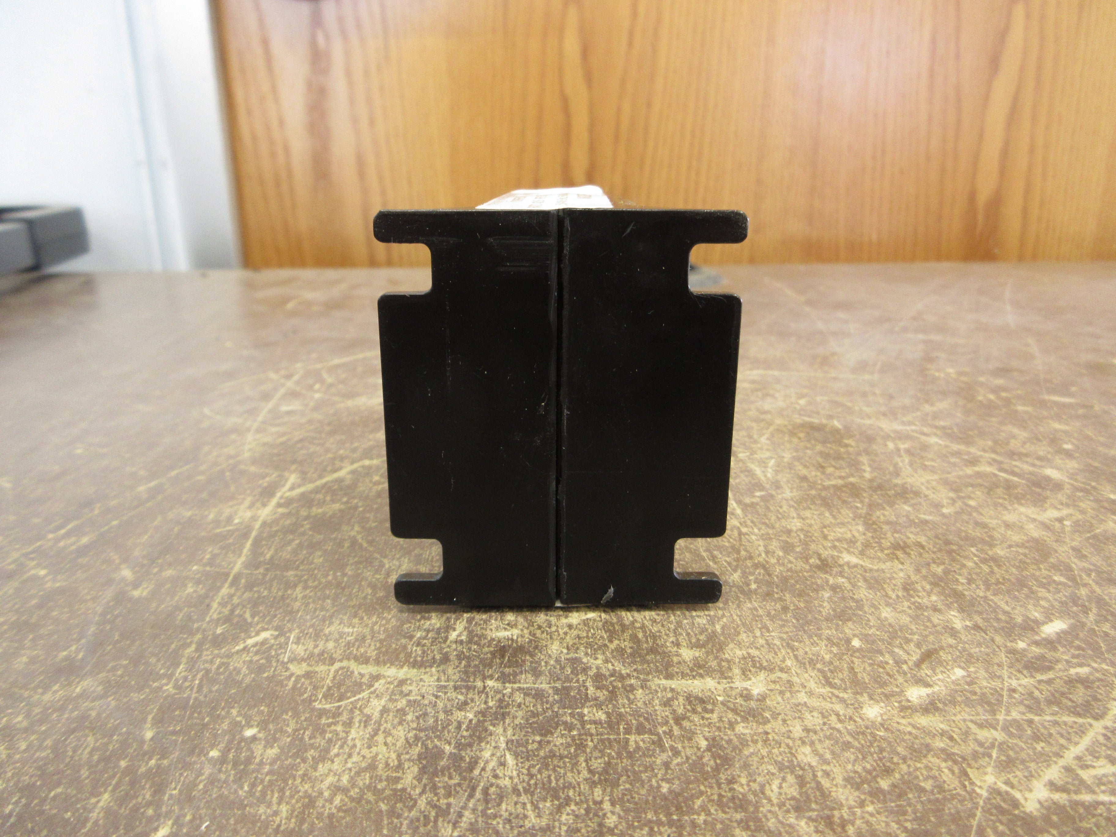 Transformer Technologies LTD Current Transformer 2SFT-401 Ratio 400:5A 600V Used