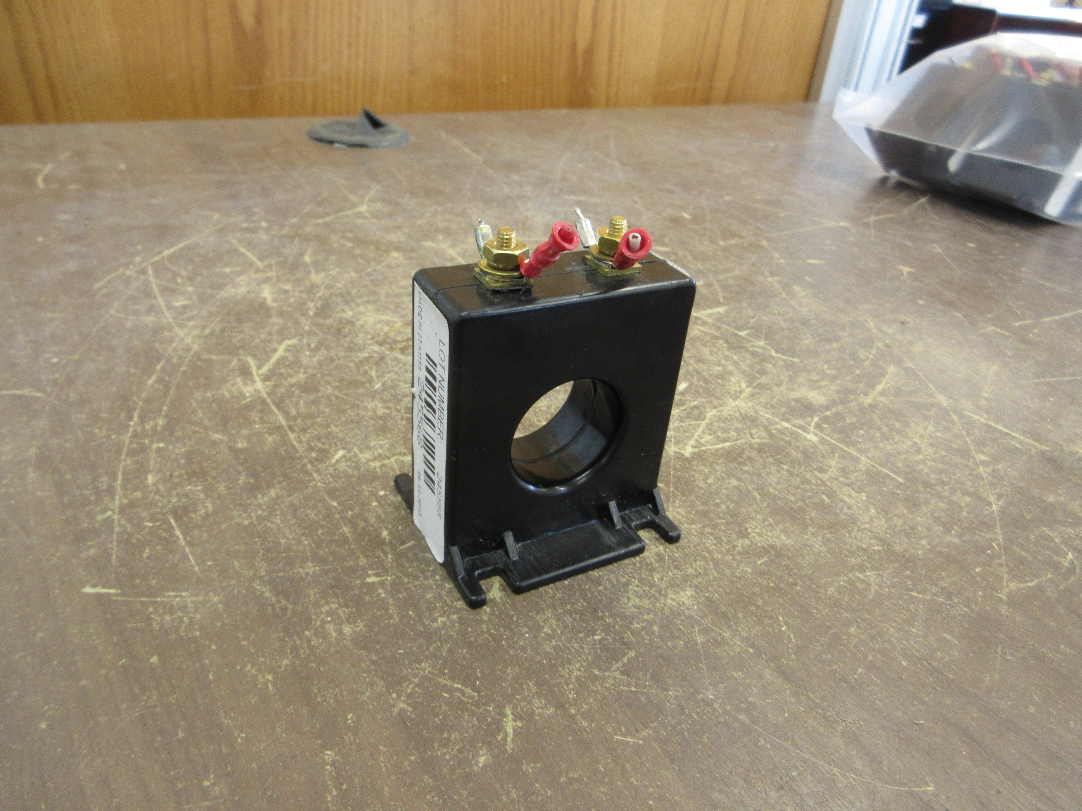 Transformer Technologies LTD. Current Transformer 2SFT-251 Ratio 250:5A 600V