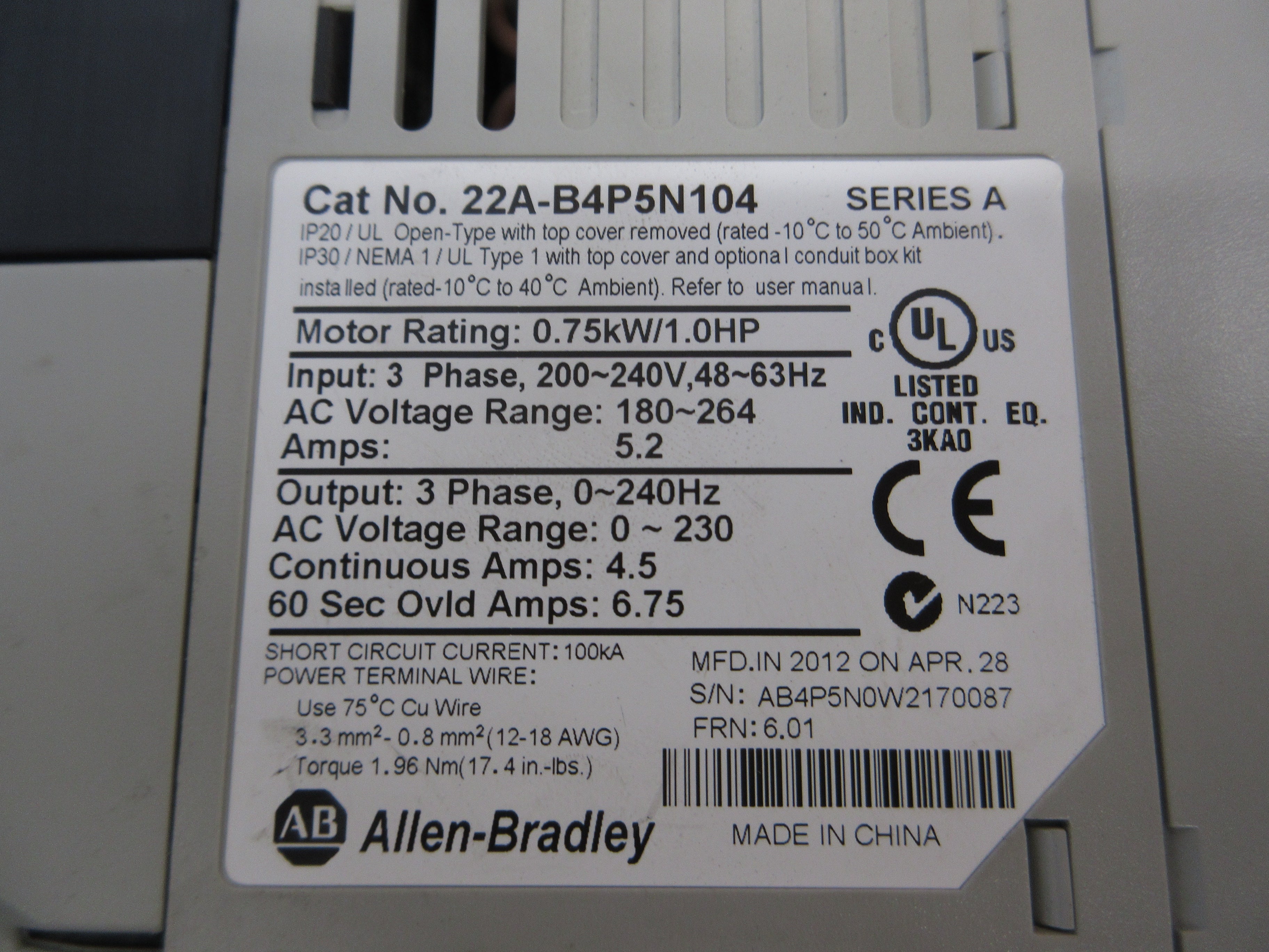 Allen-Bradley PowerFlex 4 AC Drive 22A-B4P5N104 1HP 3Ph Used
