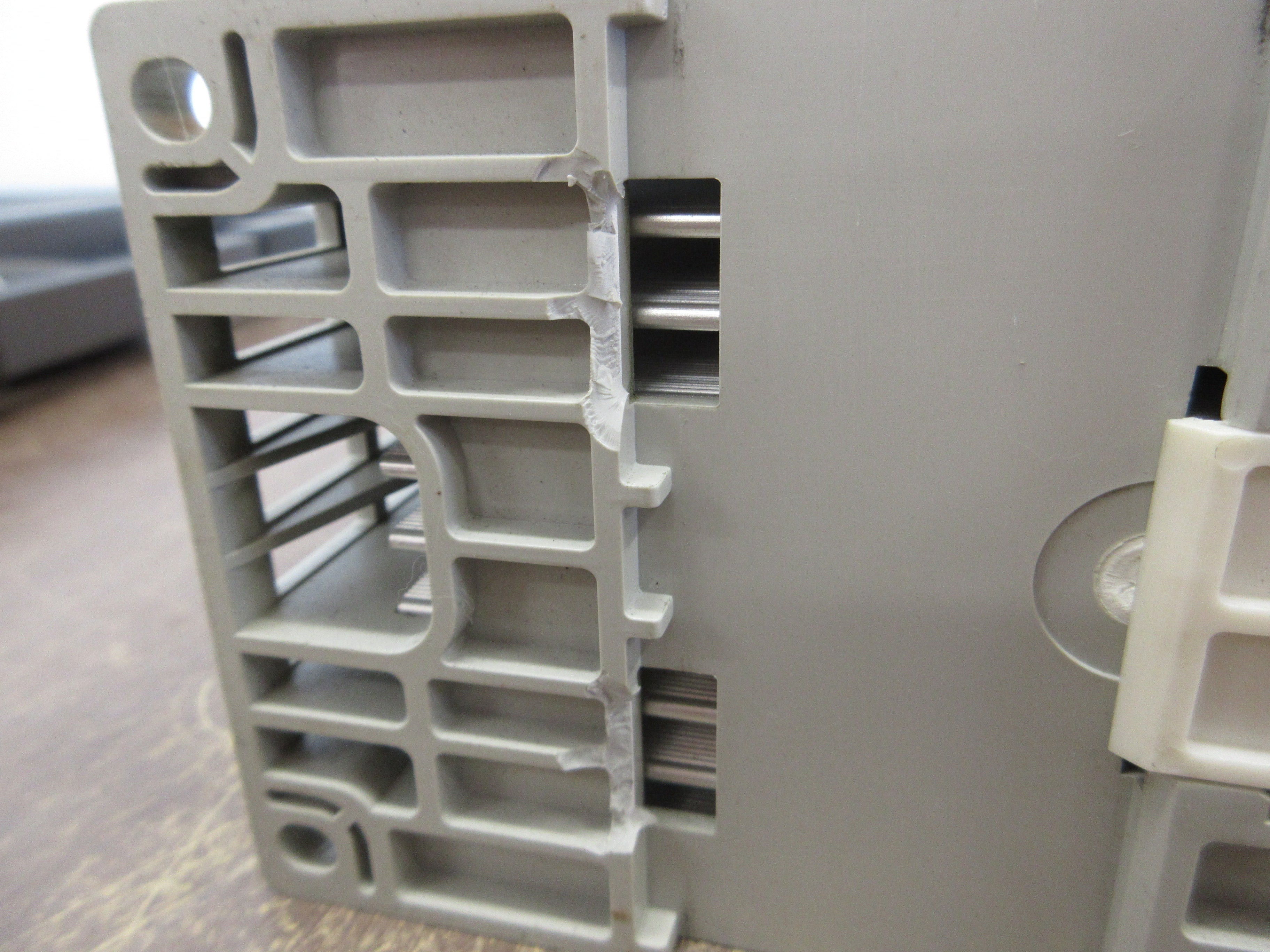 Allen-Bradley PowerFlex 4 AC Drive 22A-B4P5N104 1HP 3Ph Used