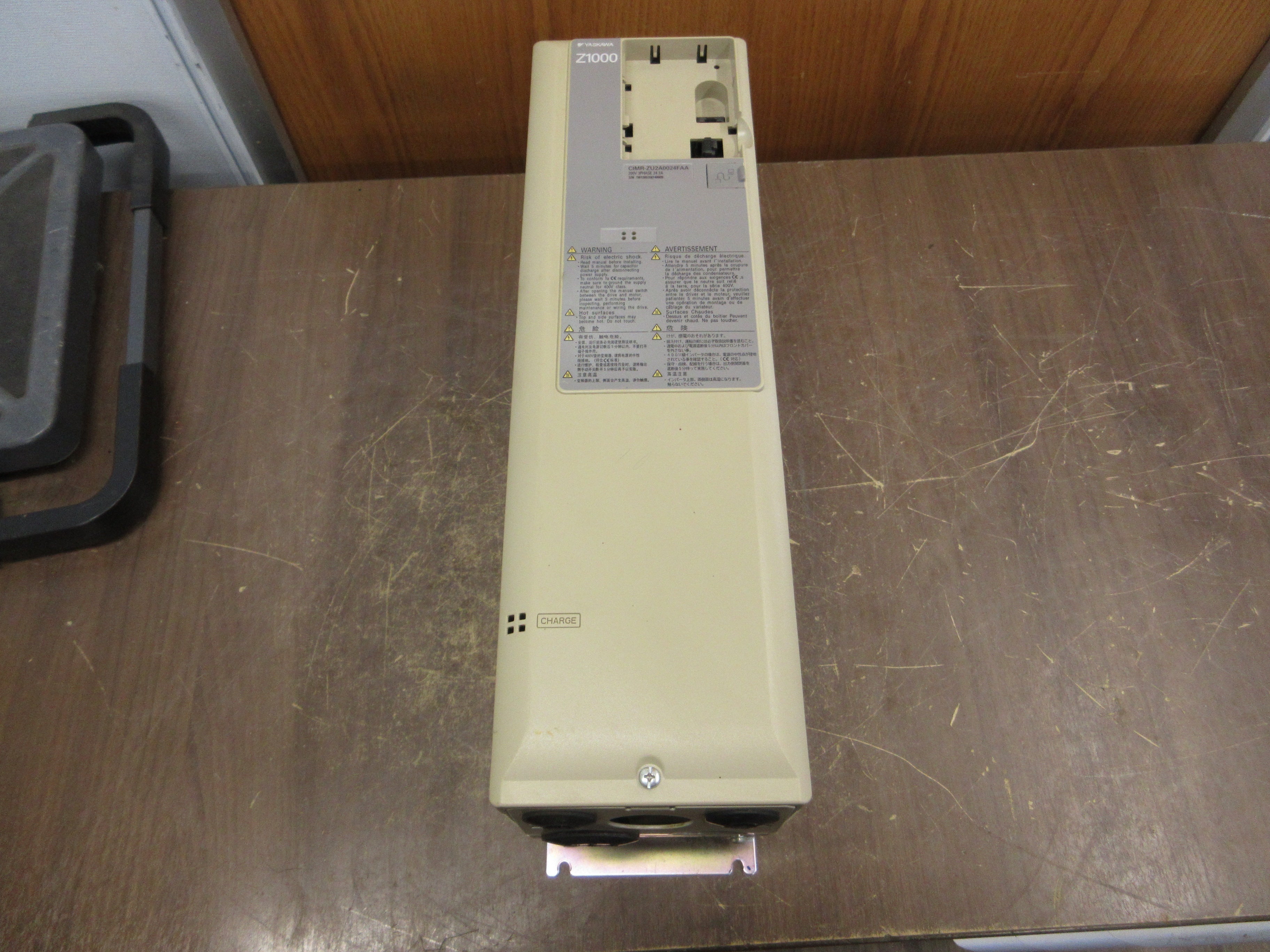 Yaskawa Z1000 AC Drive CIMR-ZU2A0024FAA 7.5HP 3Ph *No Keypad* Used