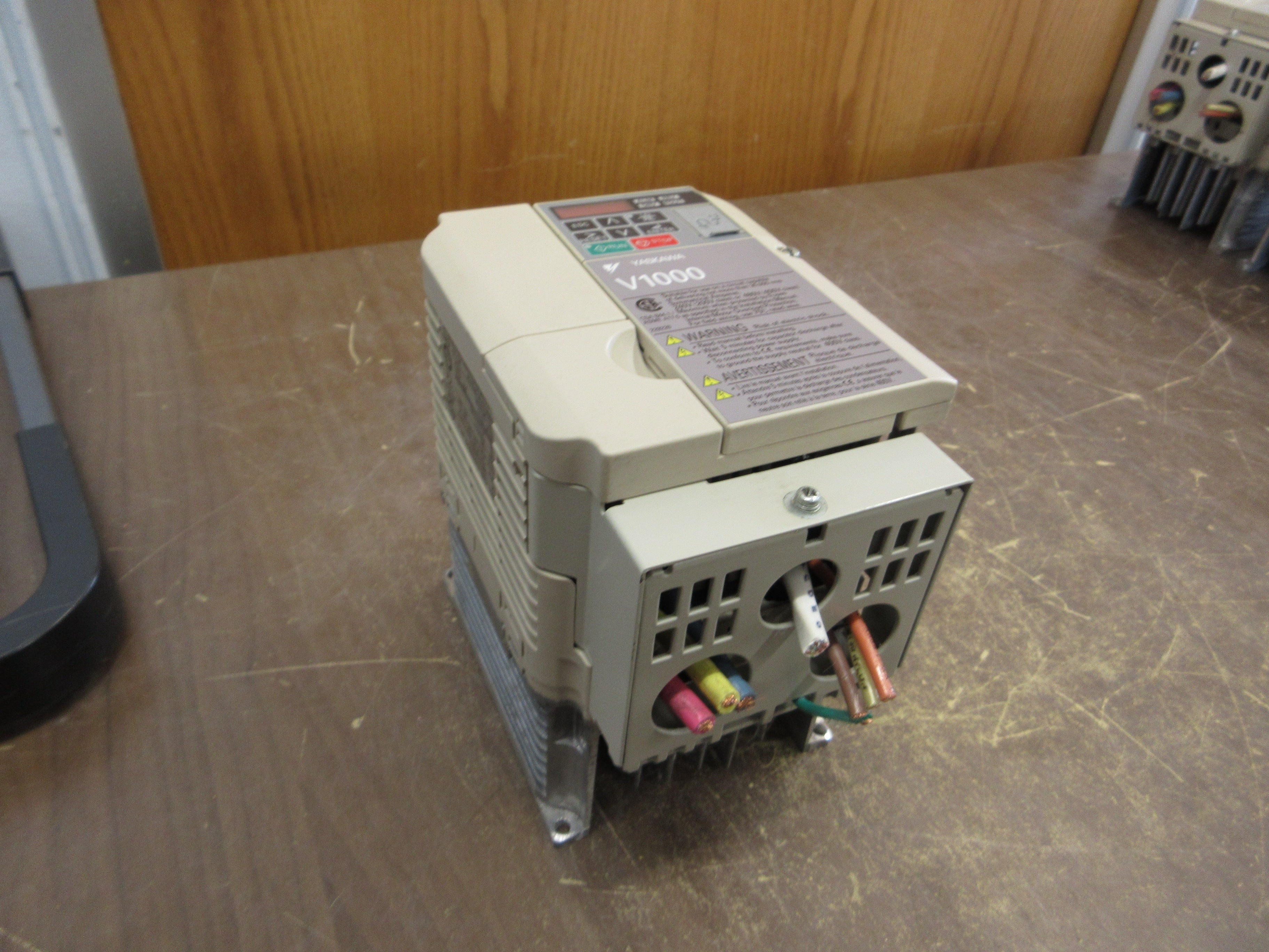 Yaskawa V1000 AC Drive CIMR-VU4A0009FAA Rev. C 5HP 3Ph Used