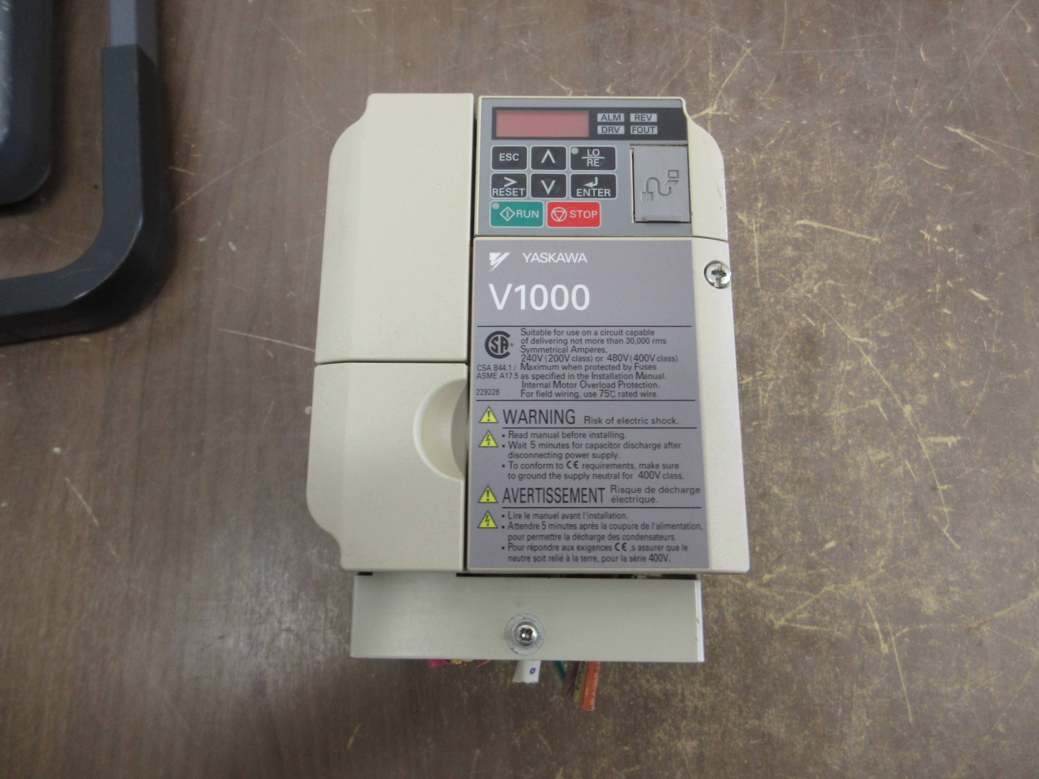 Yaskawa V1000 AC Drive CIMR-VU4A0009FAA Rev. C 5HP 3Ph Used
