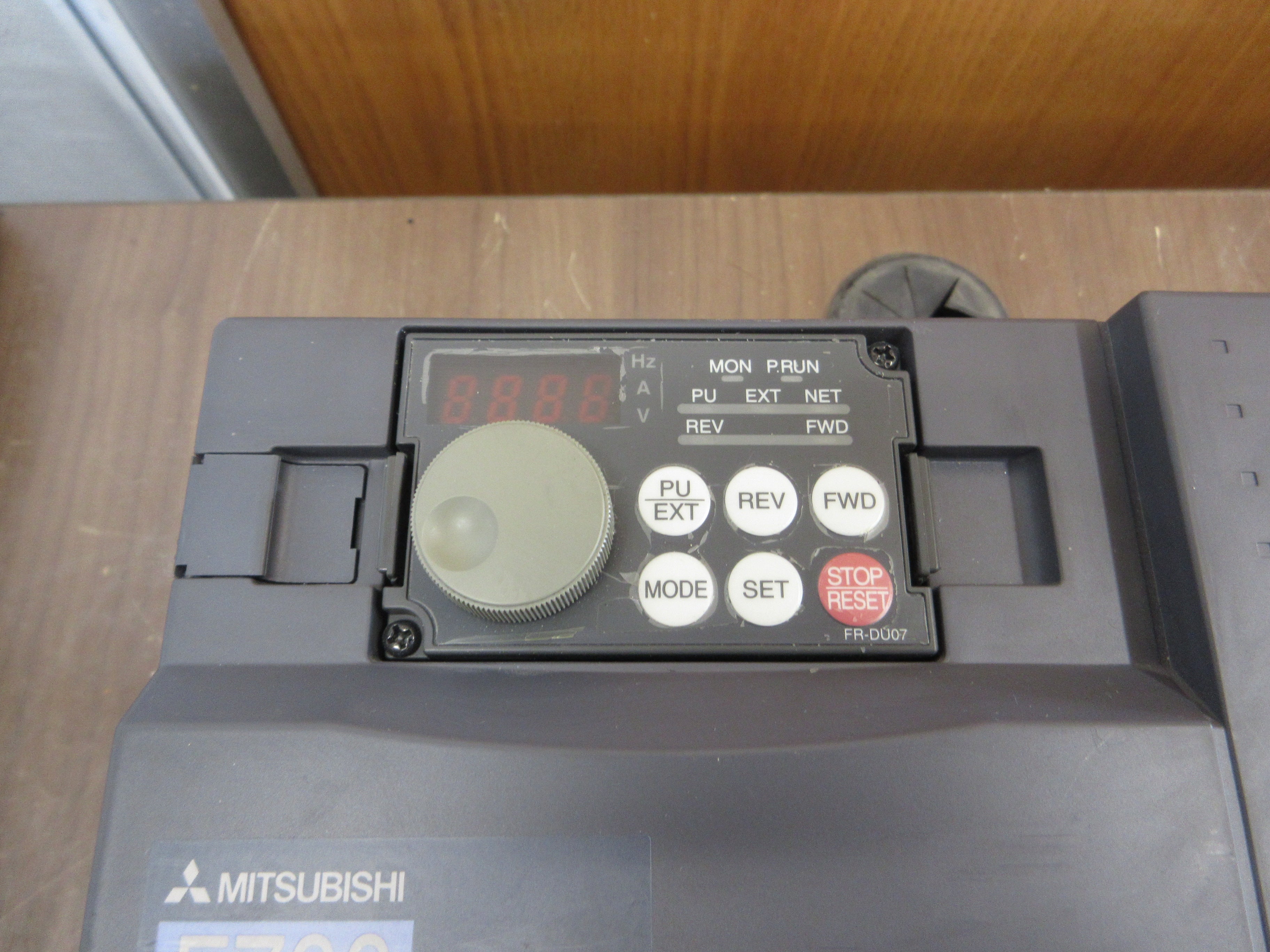 Mitsubishi F700 AC Drive FR-F740-00310-NA 20HP 3Ph w/ Keypad Used