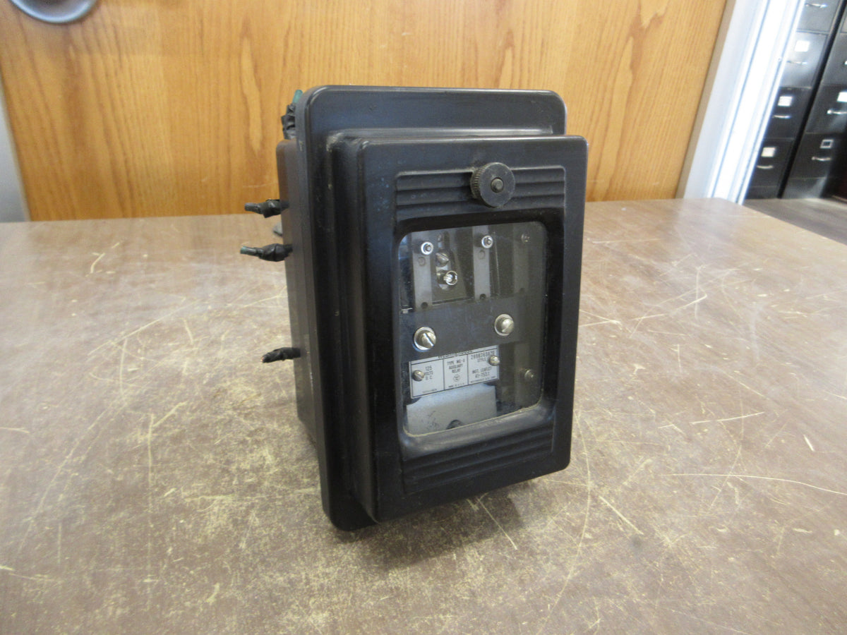 Westinghouse Type MG-6 Auxiliary Relay 289B360A20 125VDC Used