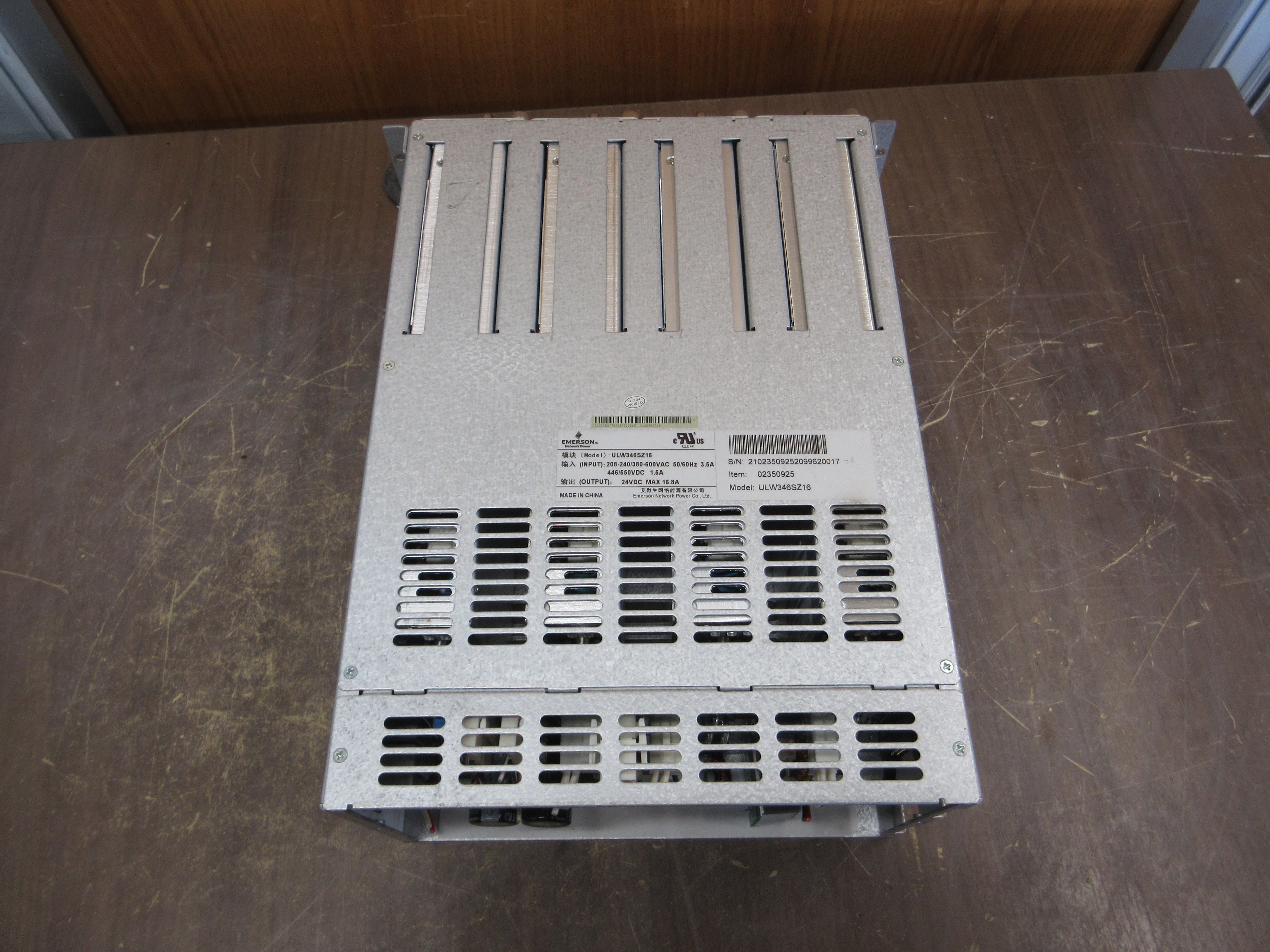 Emerson Redundant Power Supply ULW346SZ16 Output: 24VDC Max 16.8A Used