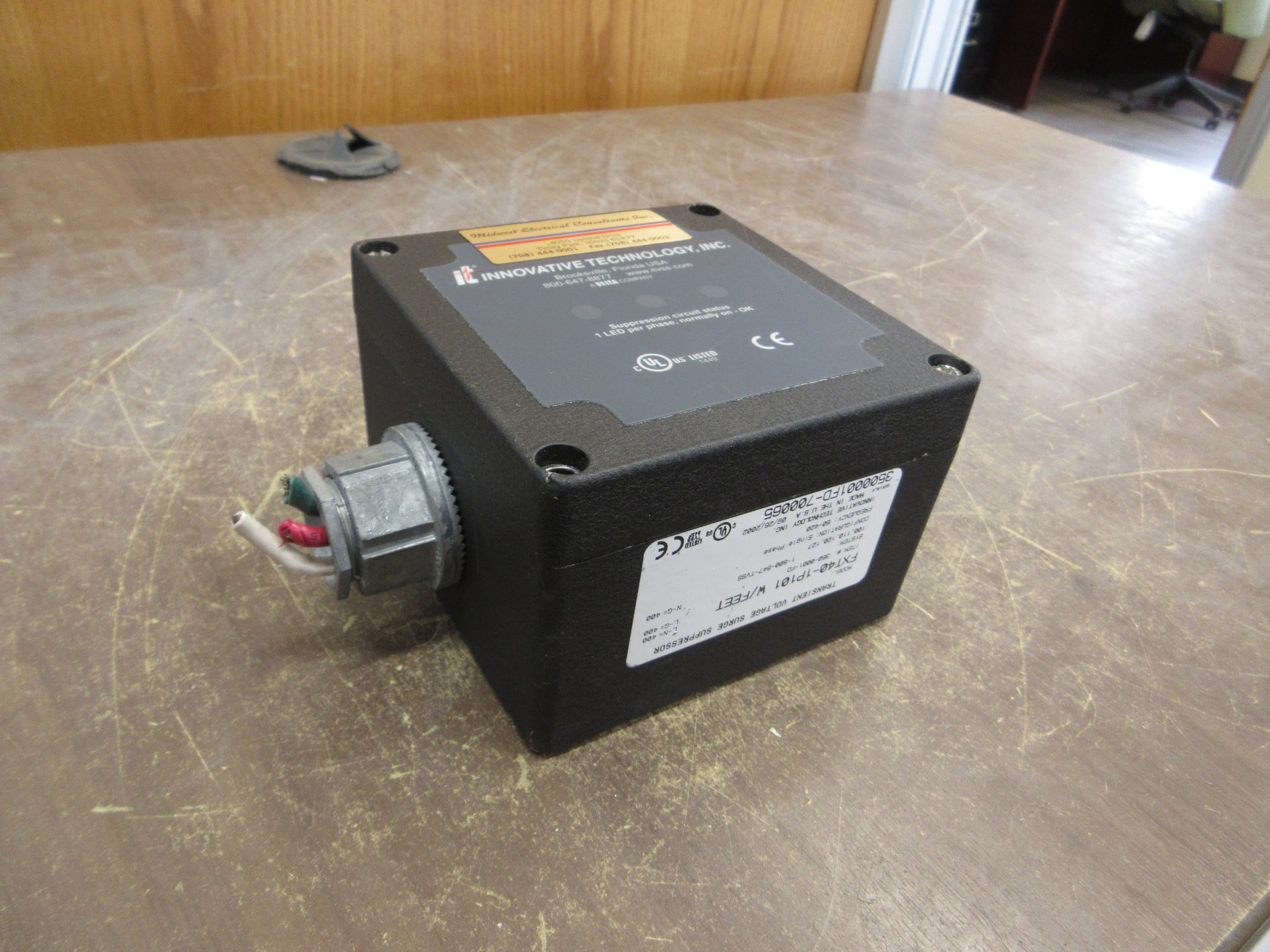 Innovative Technology Surge Suppressor FXT40-1P101 100-127V 50-420Hz 1Ph Used