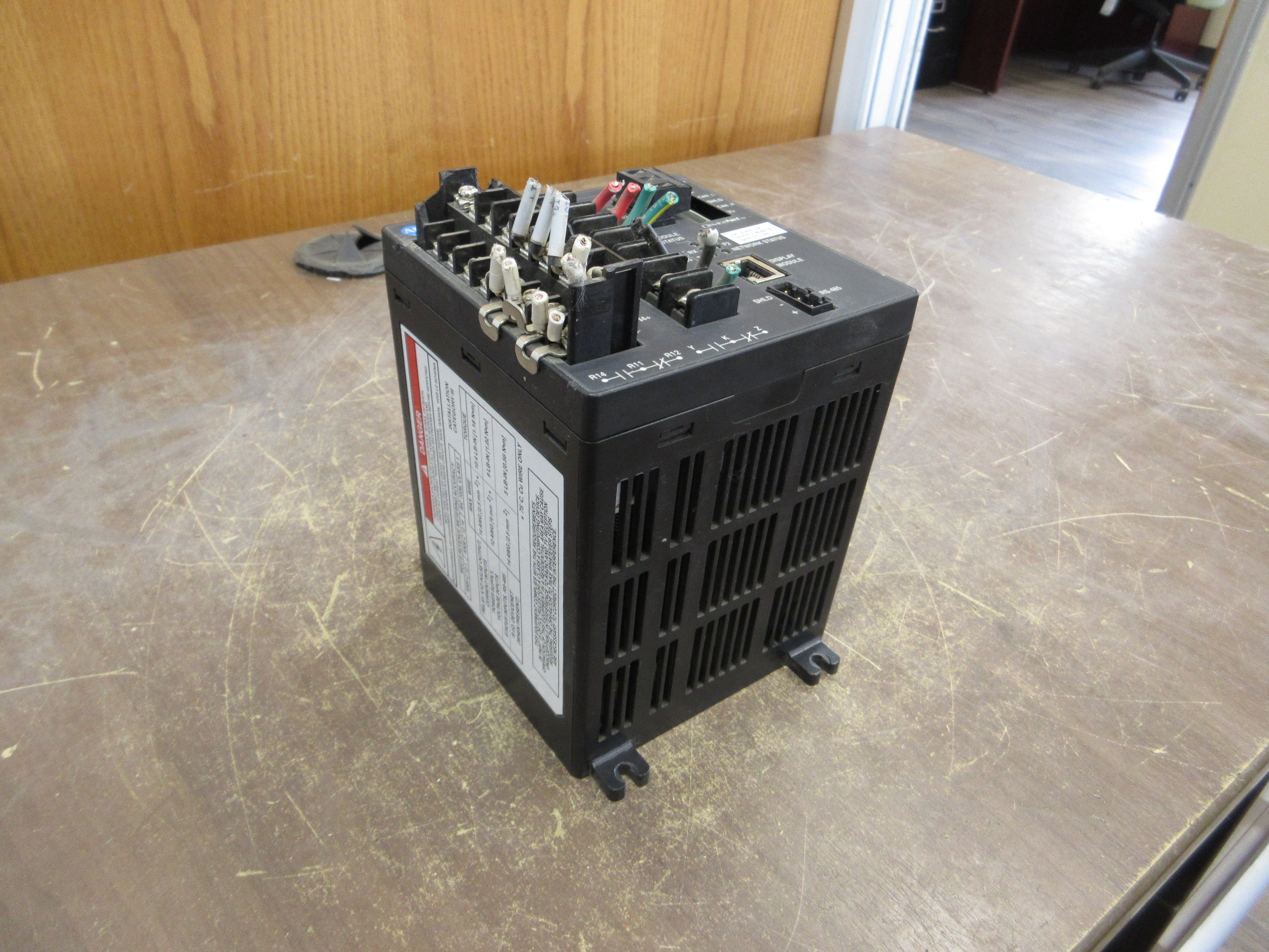 Allen-Bradley Powermonitor 3000 Control Monitor 1404-M405A-DNT Ser. A Used