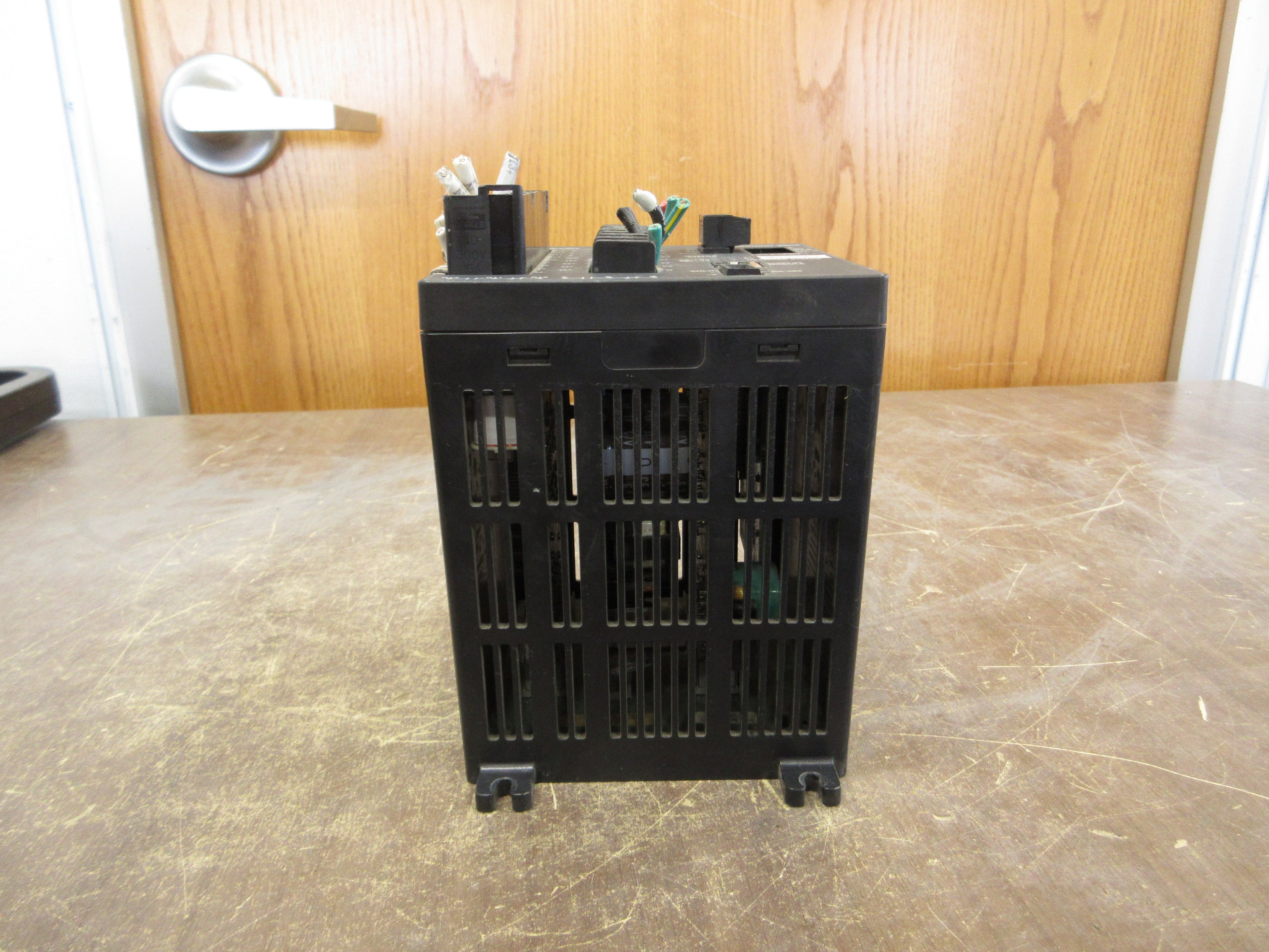 Allen-Bradley Powermonitor 3000 Control Monitor 1404-M405A-DNT Ser. A Used