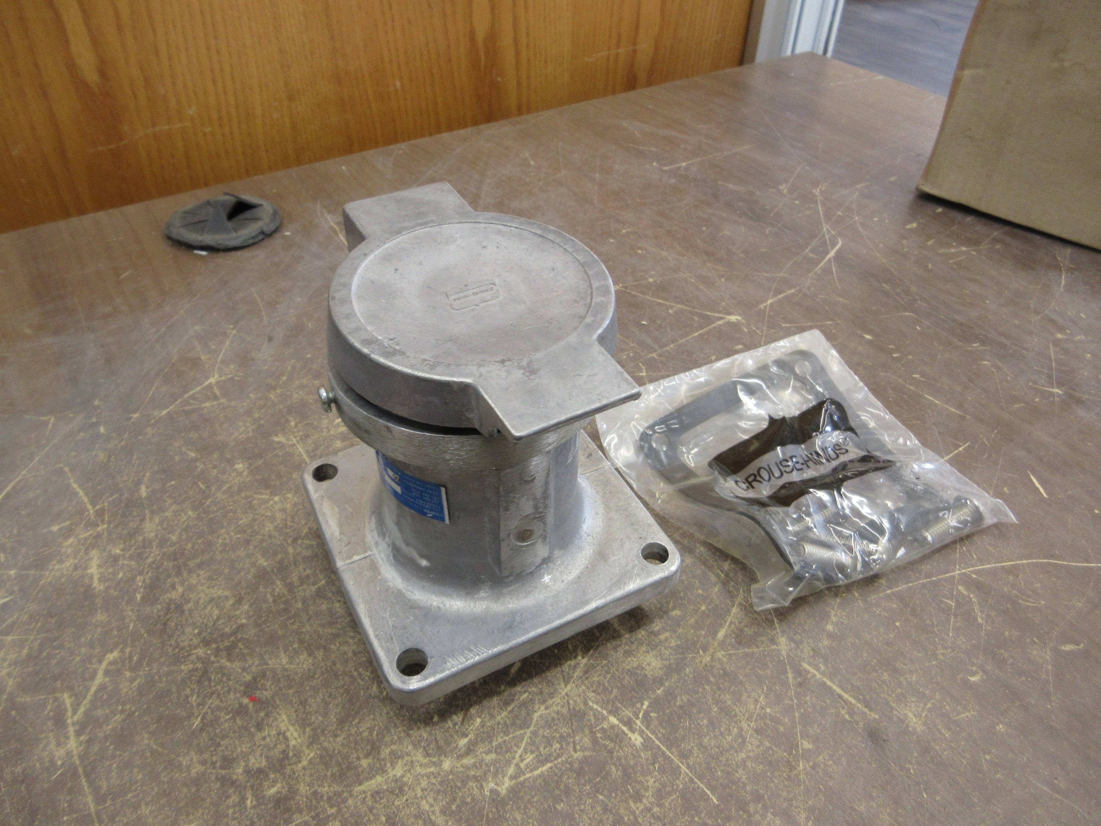 Cooper Crouse-Hinds Arktite Receptacle AR631 60A 600V 3W 3P Type 3R New Surplus