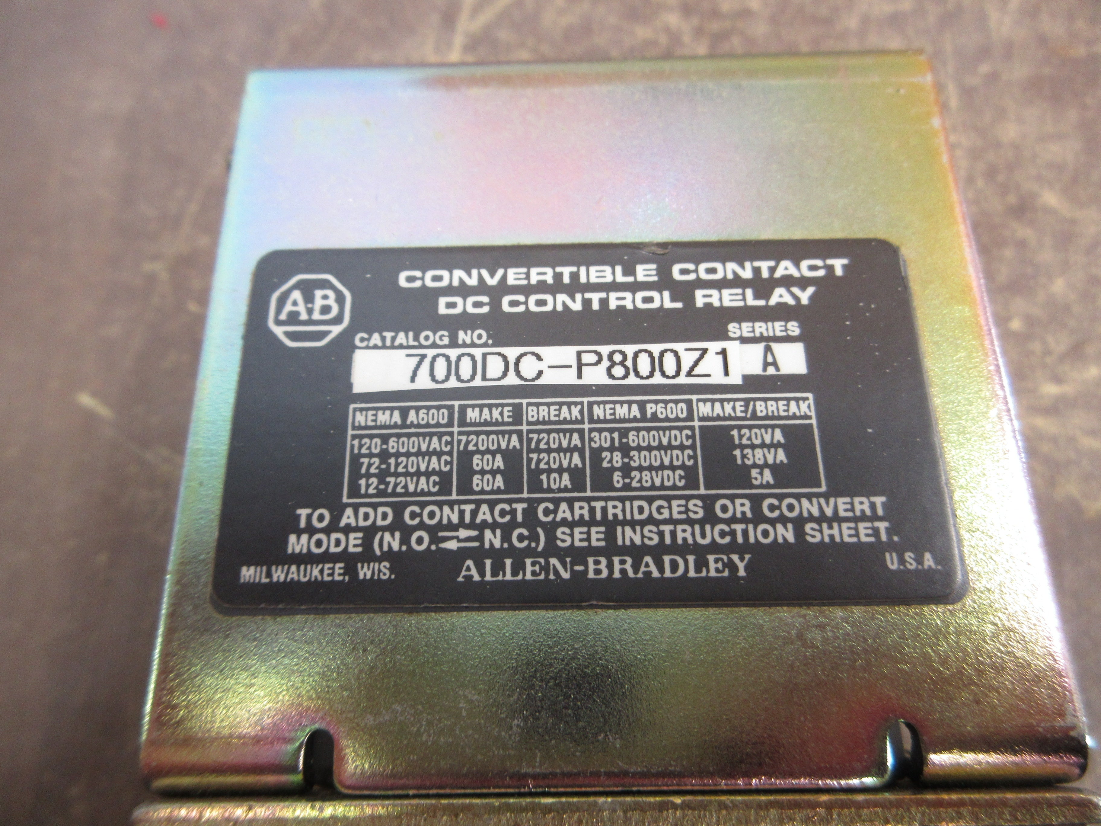 Allen-Bradley Type P Control Relay 700DC-P800Z1 Ser. A 115-125VDC Coil