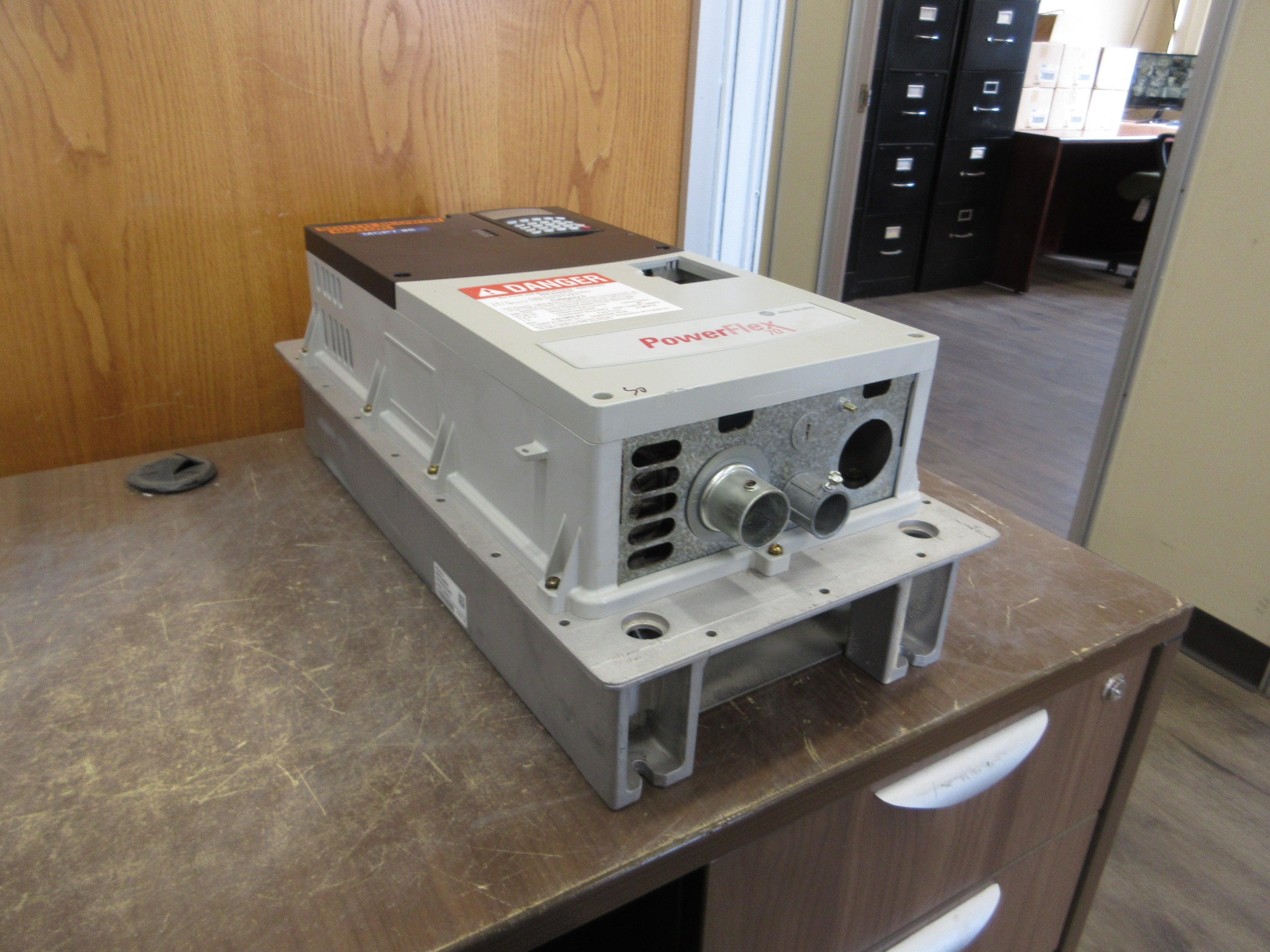 Allen-Bradley PowerFlex 70 AC Drive 20AD065A3AYNARC0 50HP 3Ph w/ Keypad Used