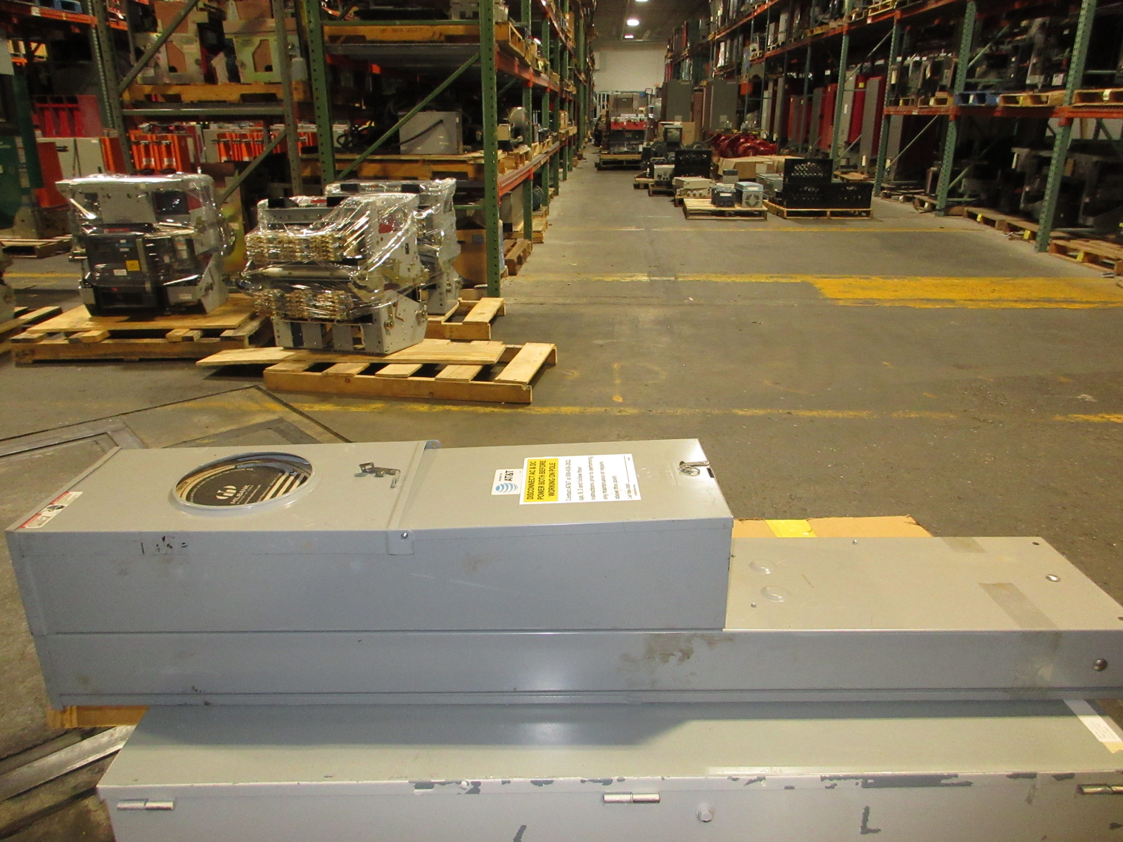 Milbank Modular PO HD-PD U4322-O-5T9 100-200A 200A Main Breaker Used
