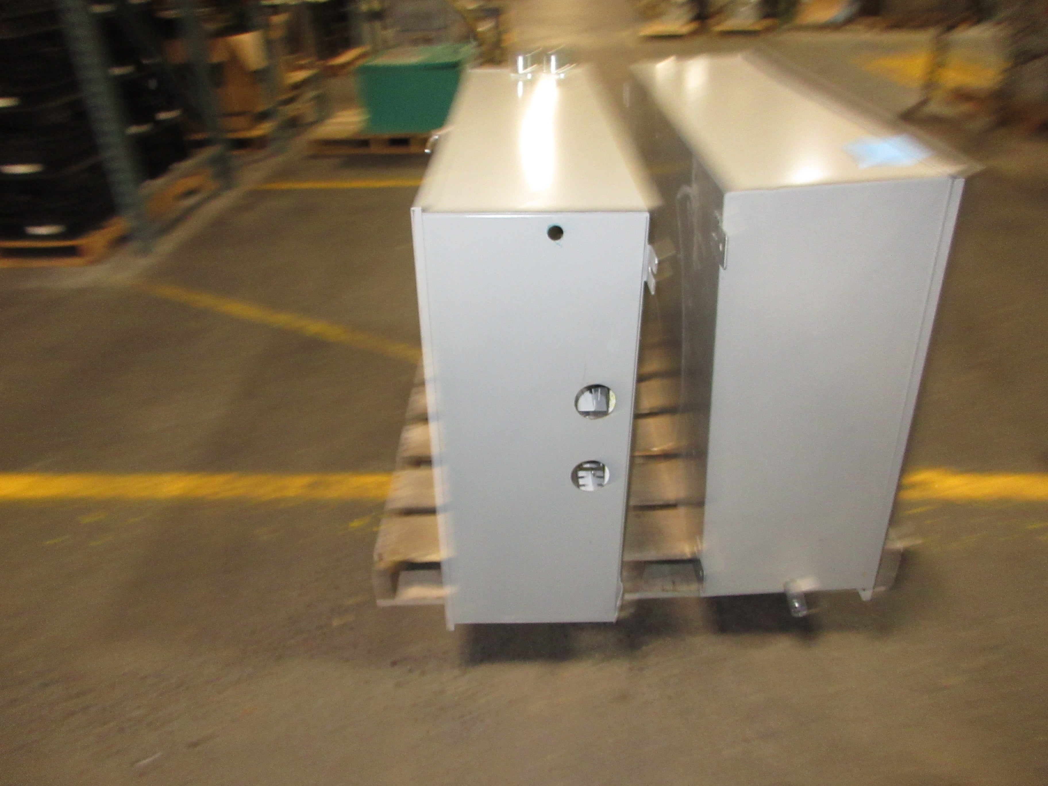 Generac Olympian CTS System Automatic Transfer Switch 00685-0 420A 120/208V Used