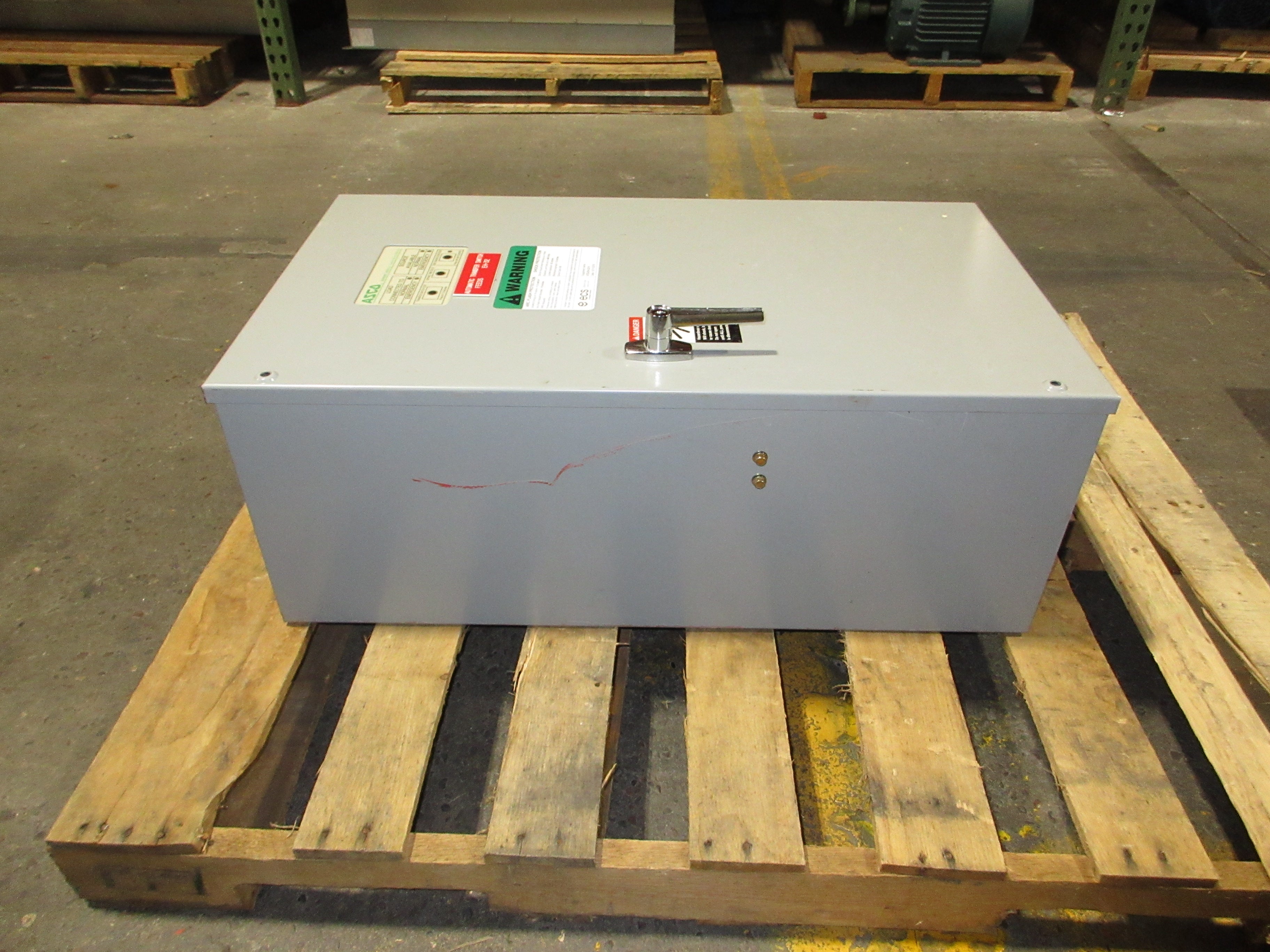 Asco Series 300 Automatic Transfer Switch A30037091C 70A 480V 60Hz 3Ph Used