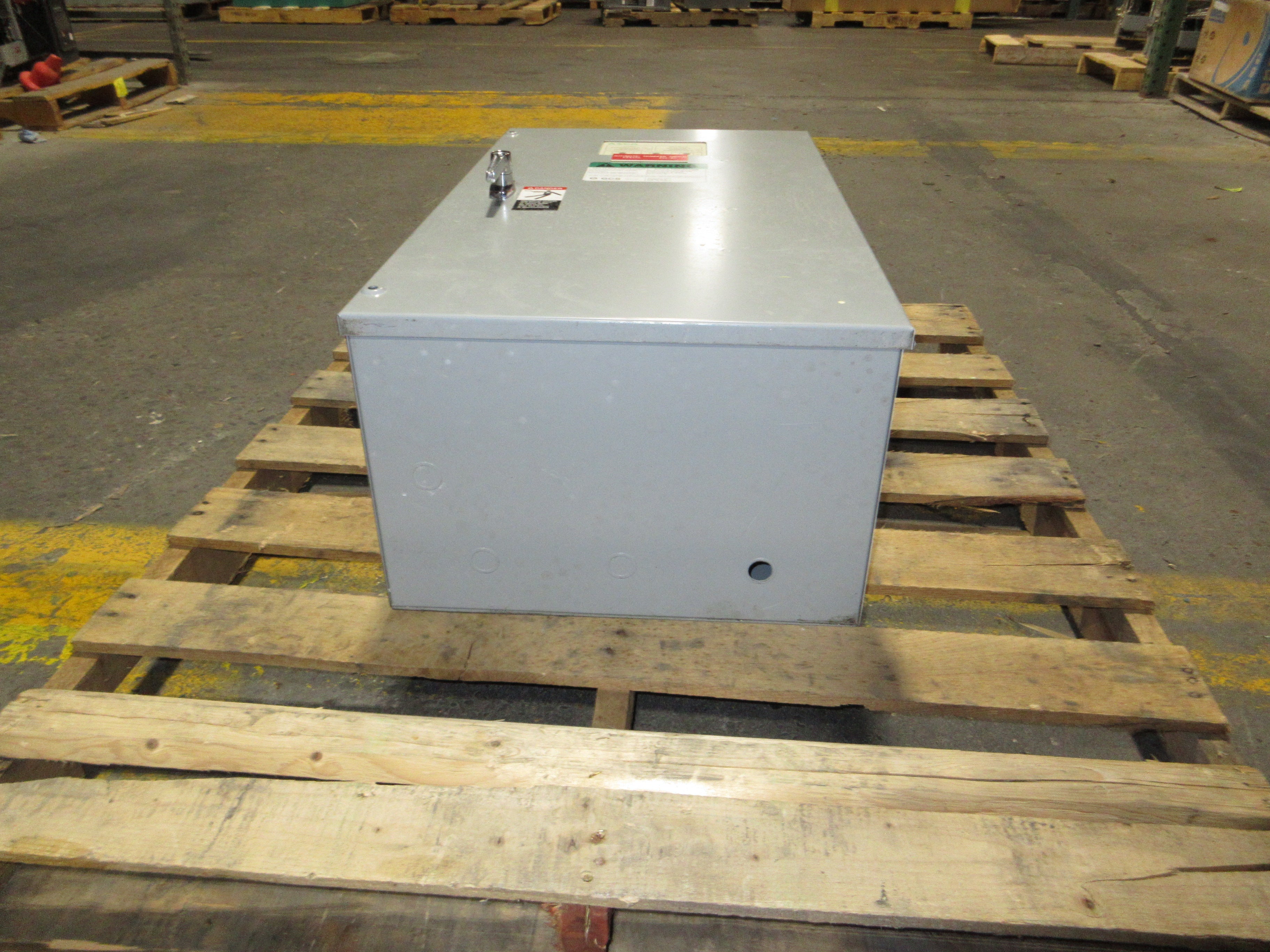 Asco Series 300 Automatic Transfer Switch A30037091C 70A 480V 60Hz 3Ph Used