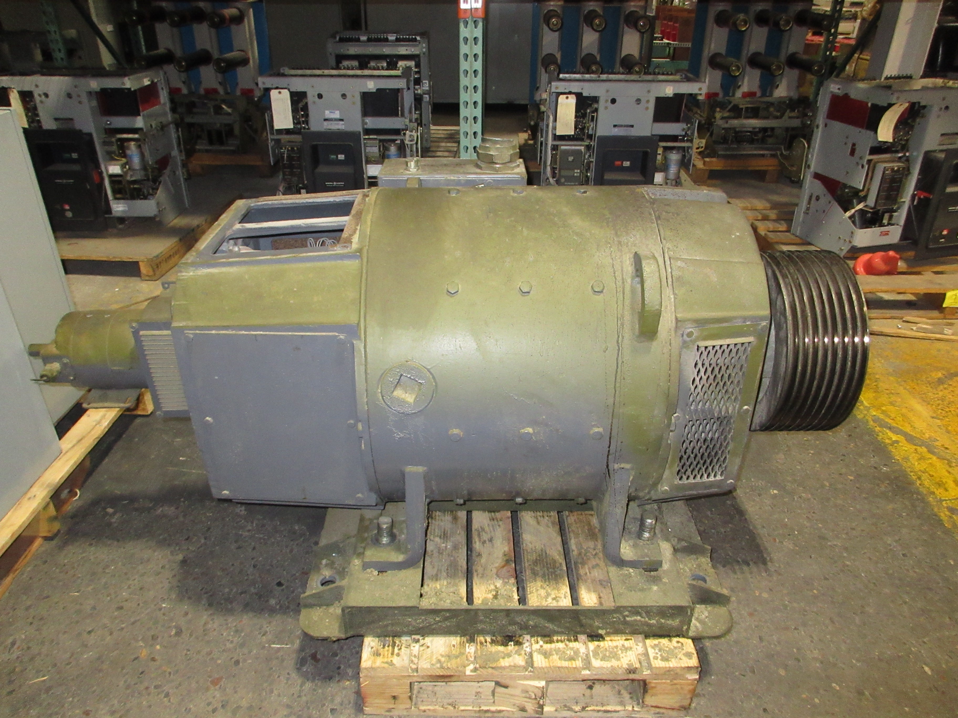 Allen-Bradley DC Motor 5C0223SA0488002 300HP 1800RPM 500V 478A Used