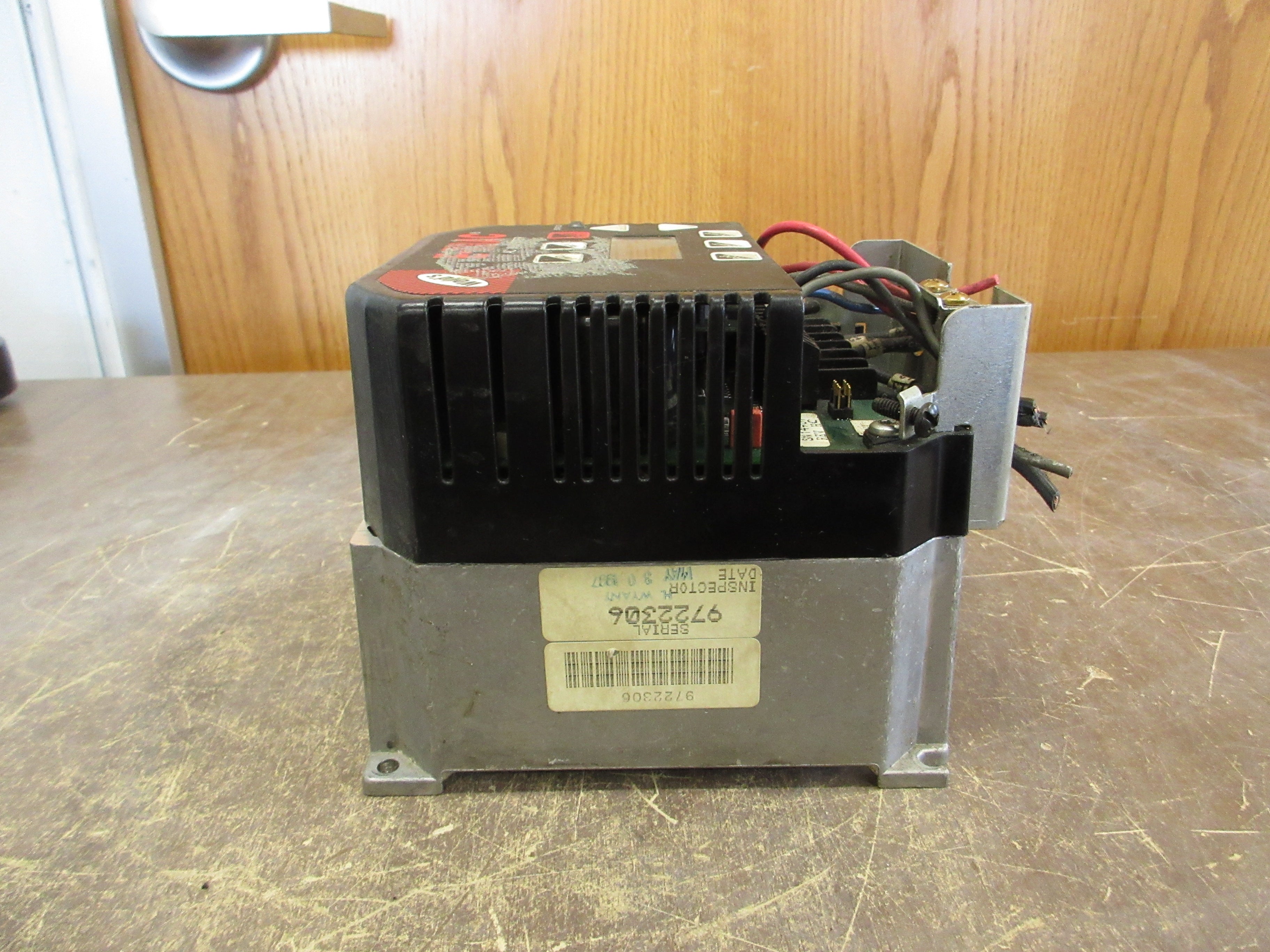 TB Wood's AC Drive XFC4002-0B 2HP *Missing Terminal Cover* Used