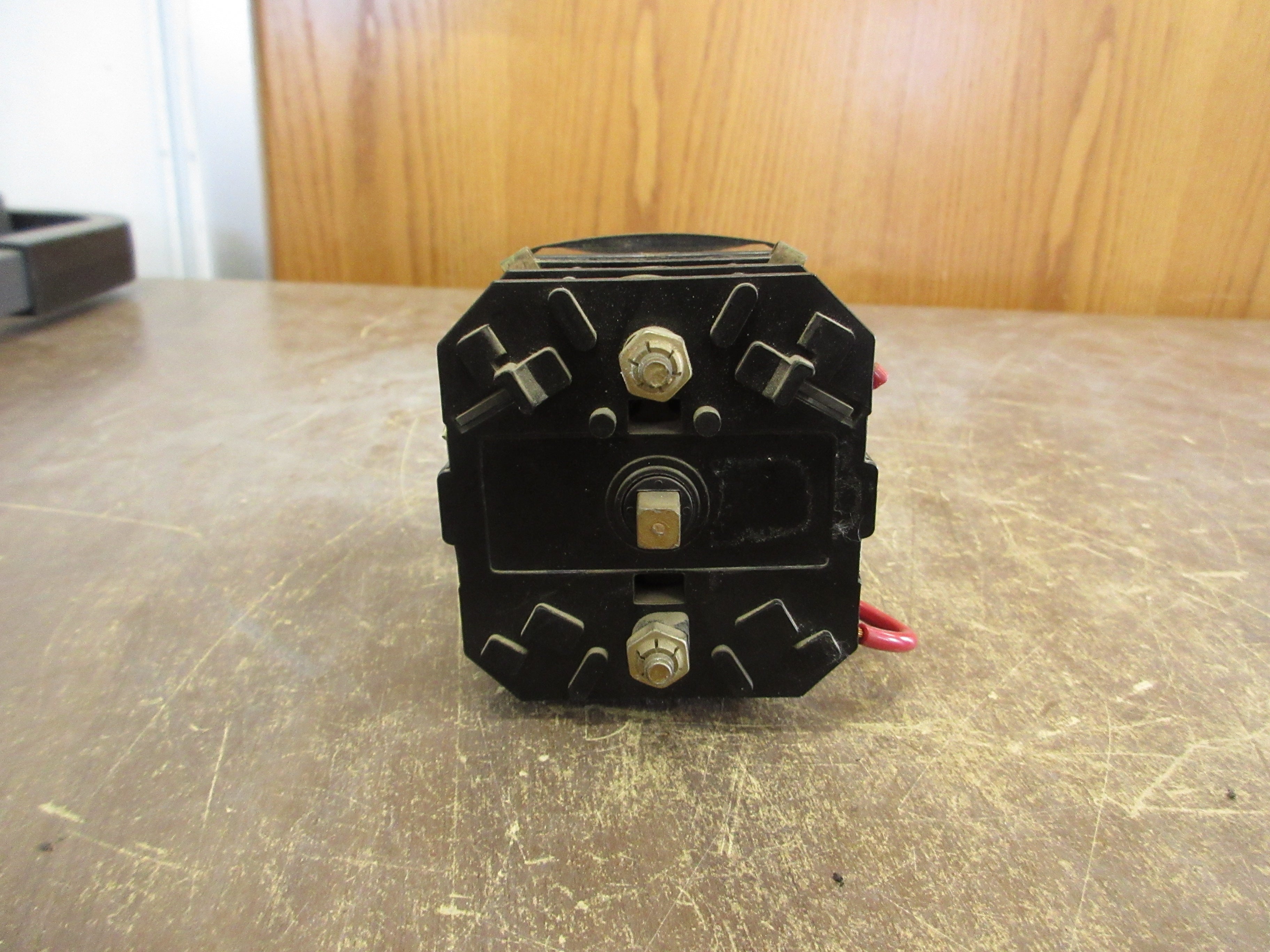 ITE C77 Rotary Ammeter Switch 3000-3AJ2-3003 Used