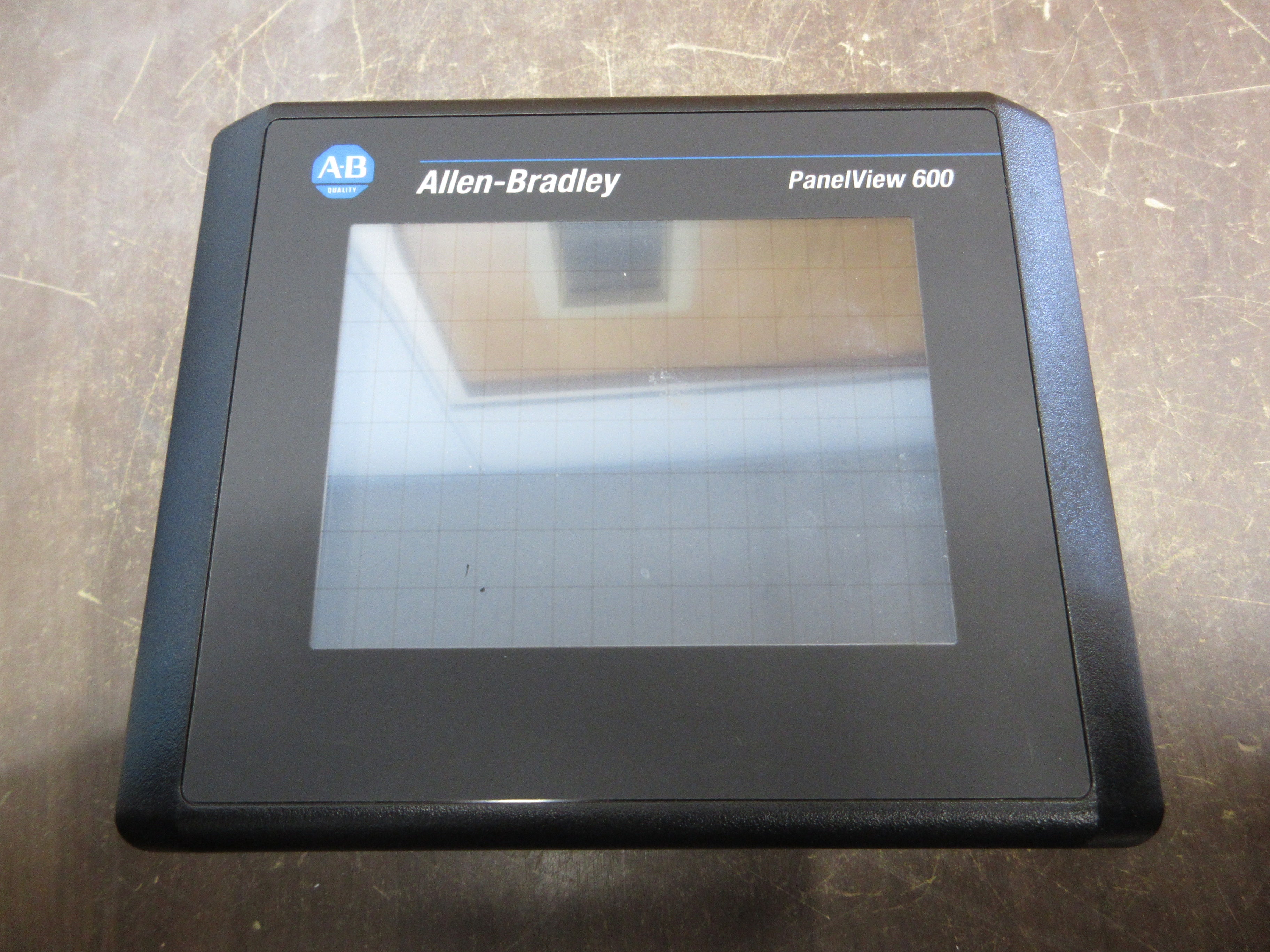 Allen-Bradley Panelview 600 2711-T6C20L1 Ser. B FRN: 4.46 24VDC 24W Used