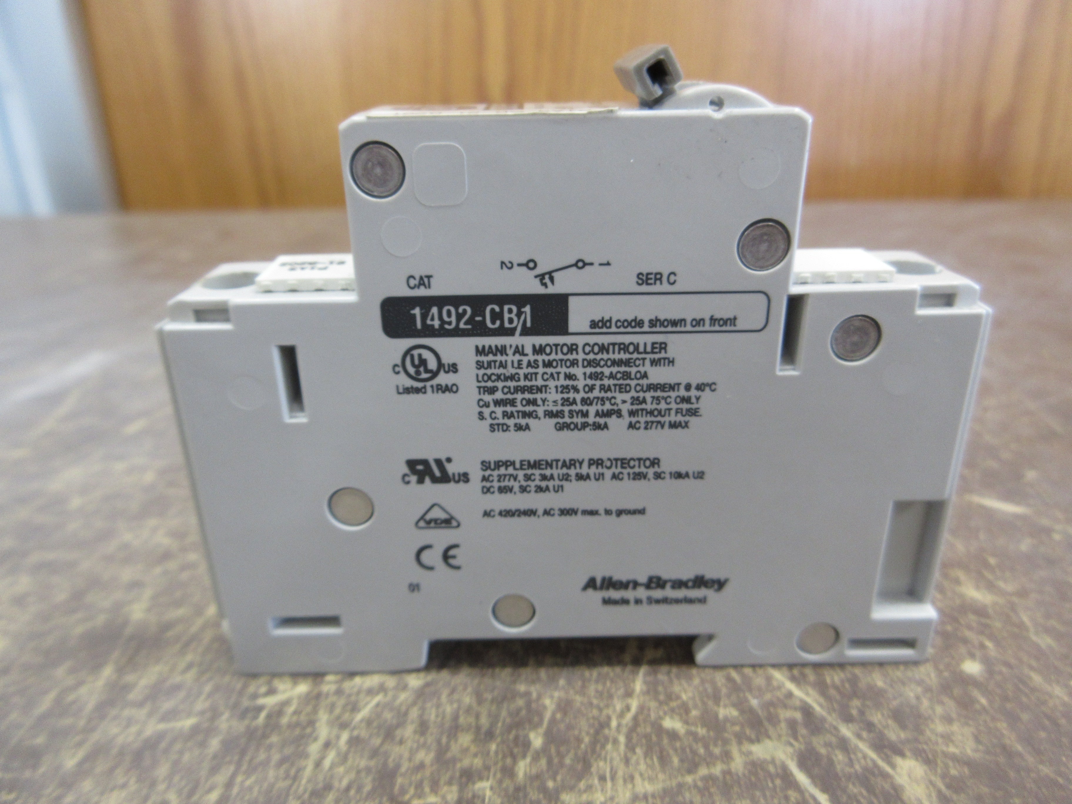 Allen-Bradley Circuit Breaker 1492-CB1-G020 2A 277V 1P *Lot of 2* Used