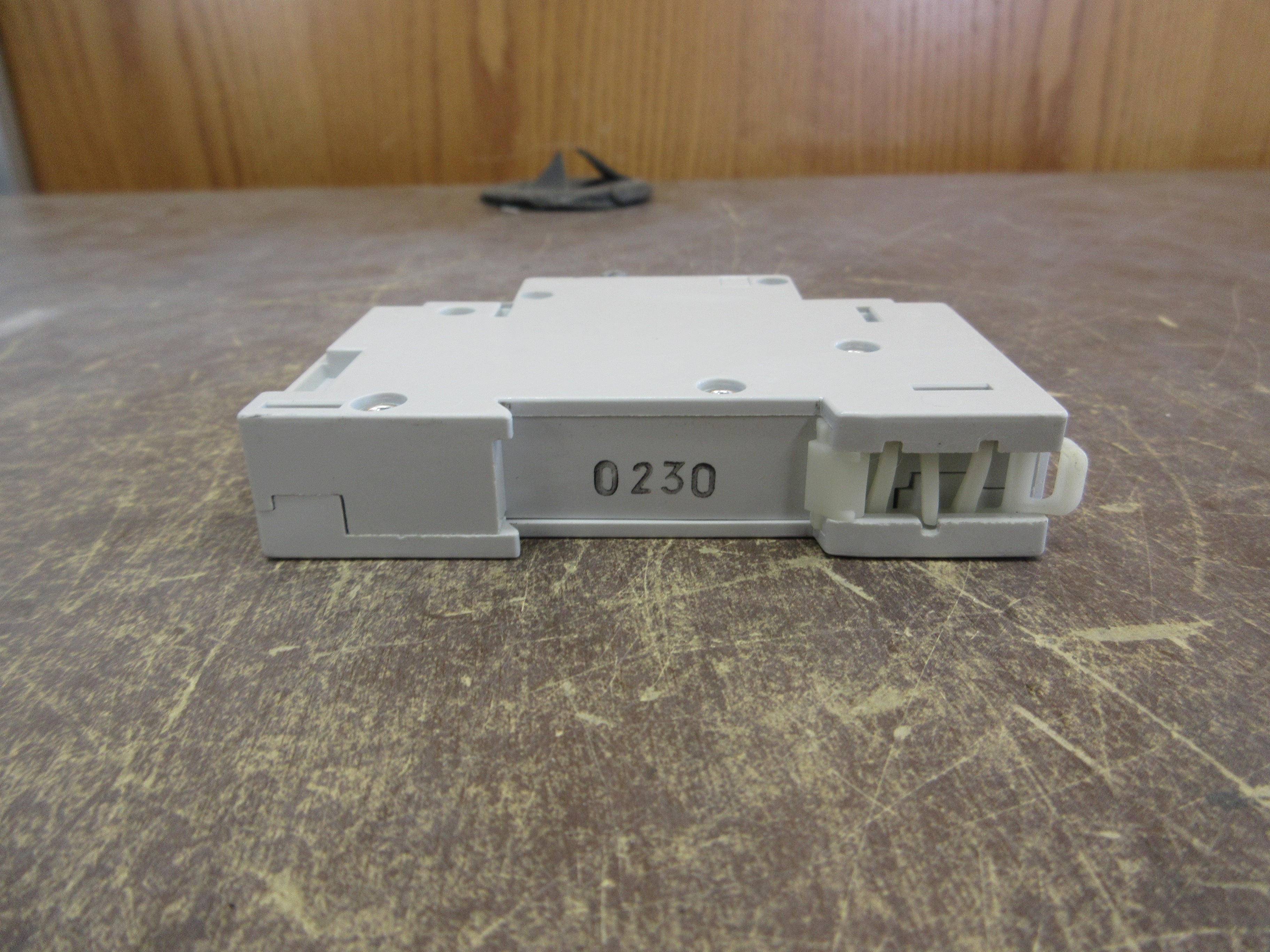 Allen-Bradley Circuit Breaker 1492-CB1-G020 2A 277V 1P *Lot of 2* Used