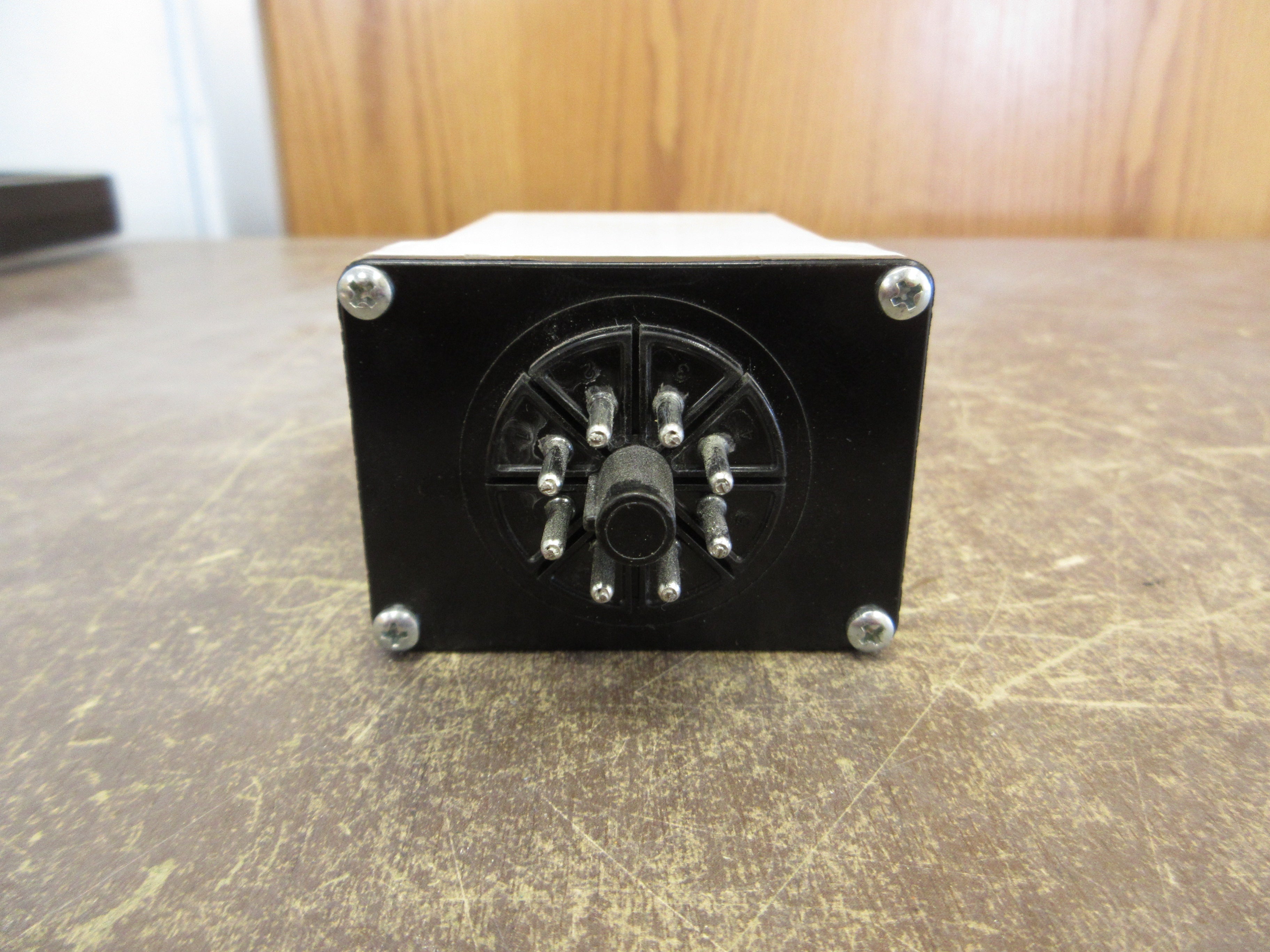 Square D Timing Relay 9050JCK11V14 Range: 0.1-10 sec *No Base* Used