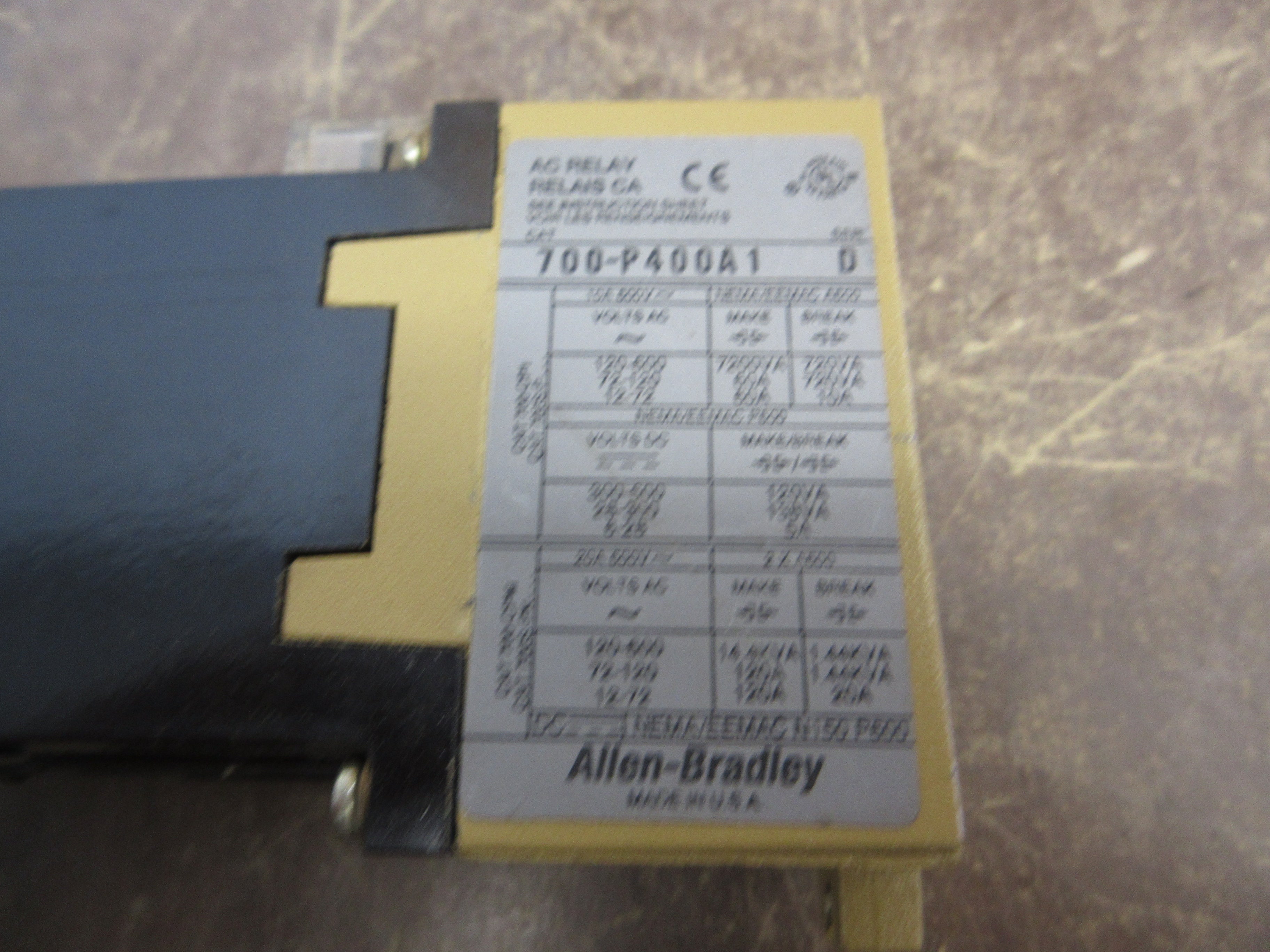 Allen-Bradley Type P Direct Drive AC Relay 700-PB40 / 700-P400A1 115-120V Coil