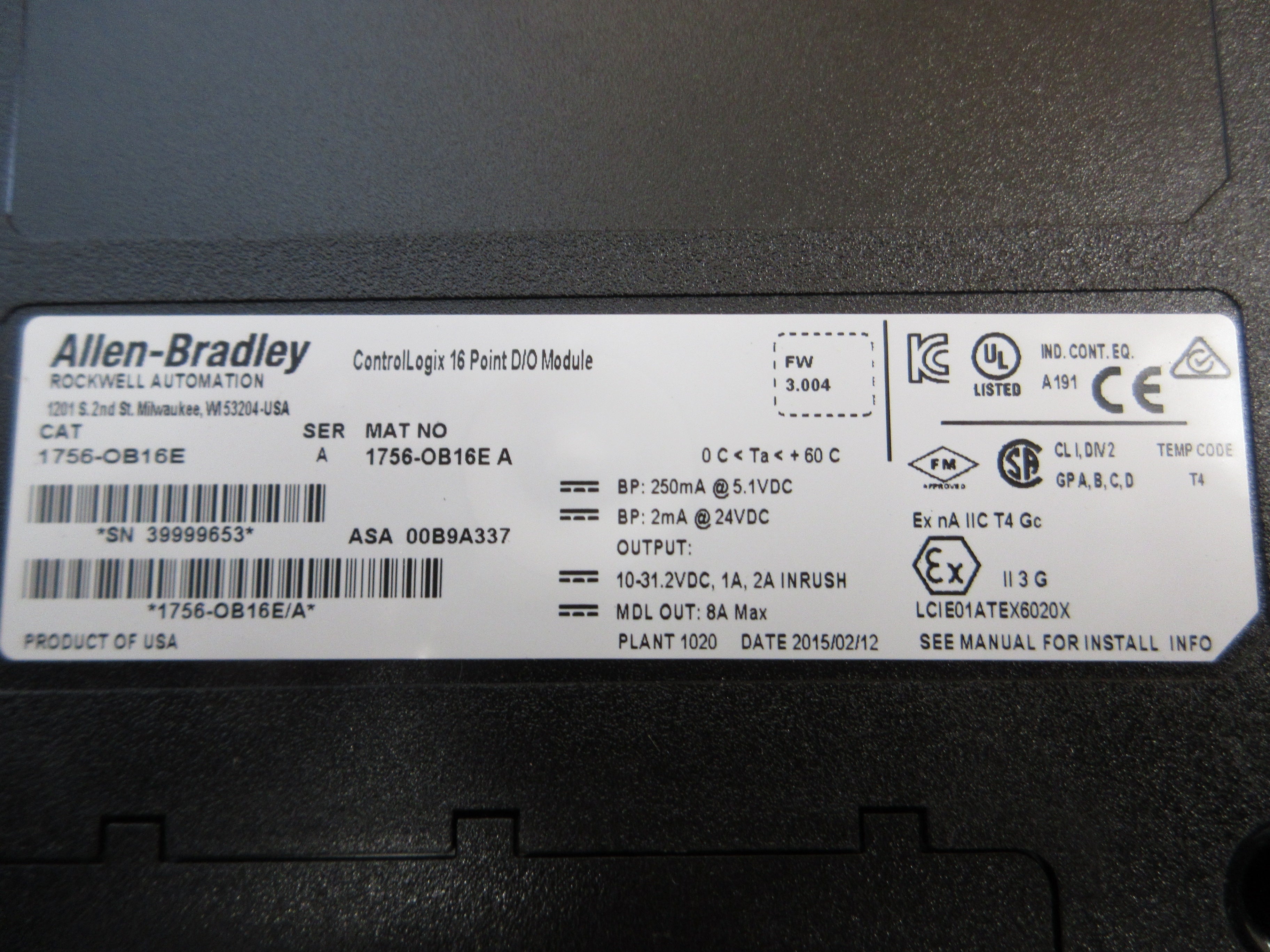 Allen-Bradley ControlLogix D/O Module 1756-OB16E Ser. A F/W: 3.004 16PT Used