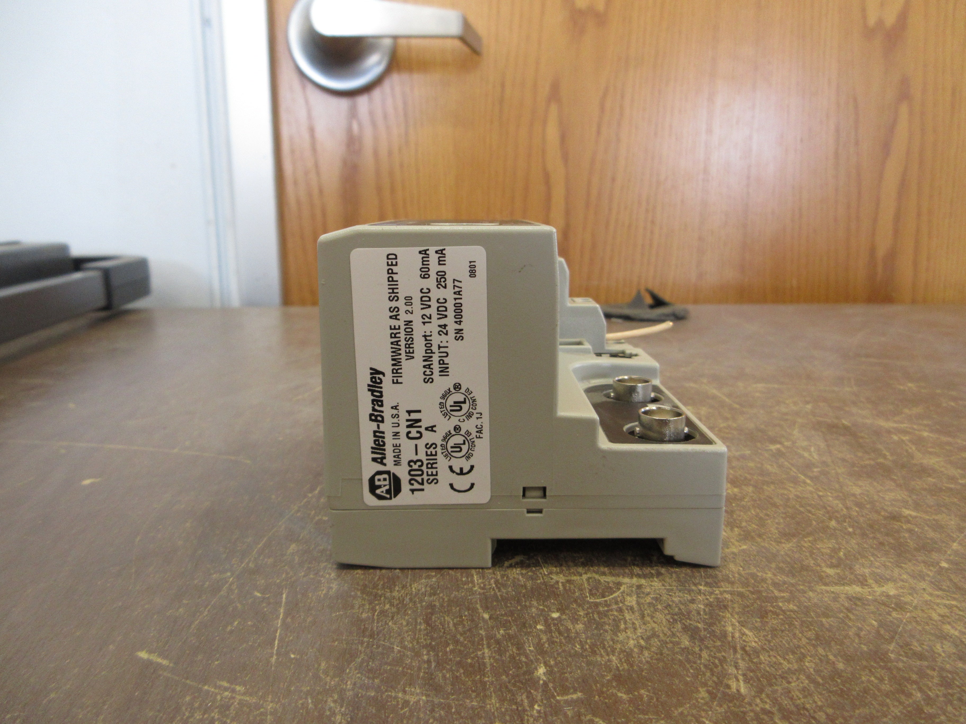 Allen-Bradley Scanport ControlNet 1203-CN1 Ser A FRN: 2.00 Used