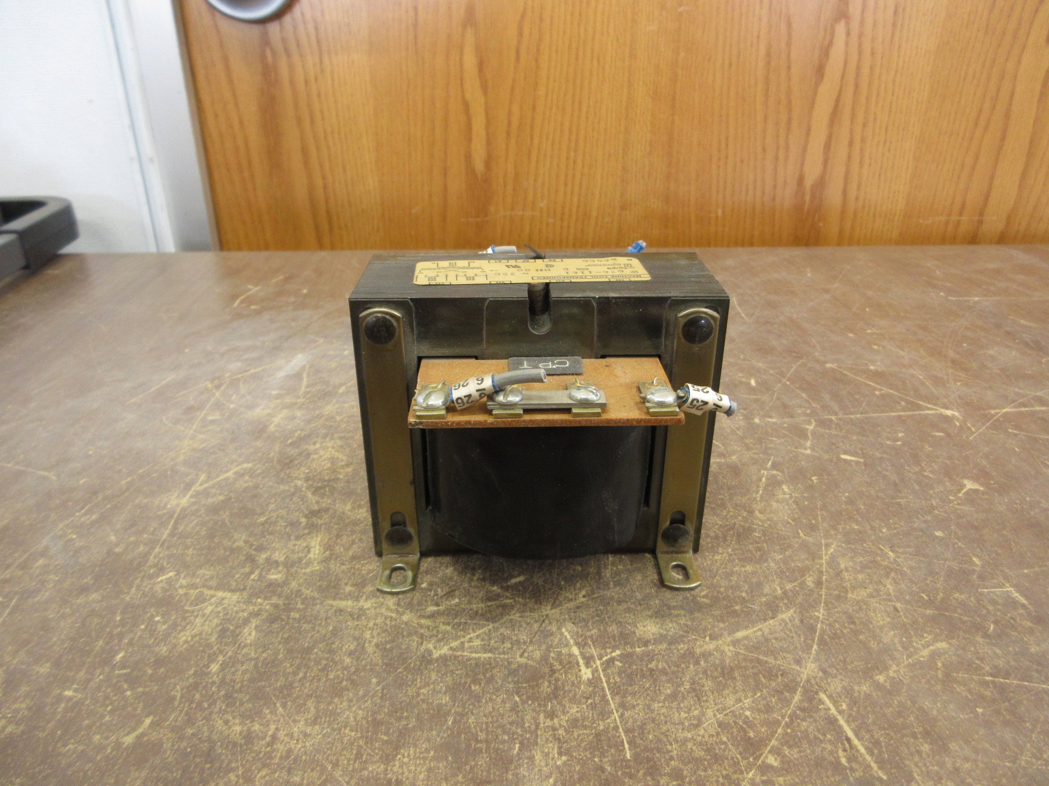 Jefferson Electric Transformer 636-1181 350VA Pri: 240/480V Sec: 120V 50/60Hz