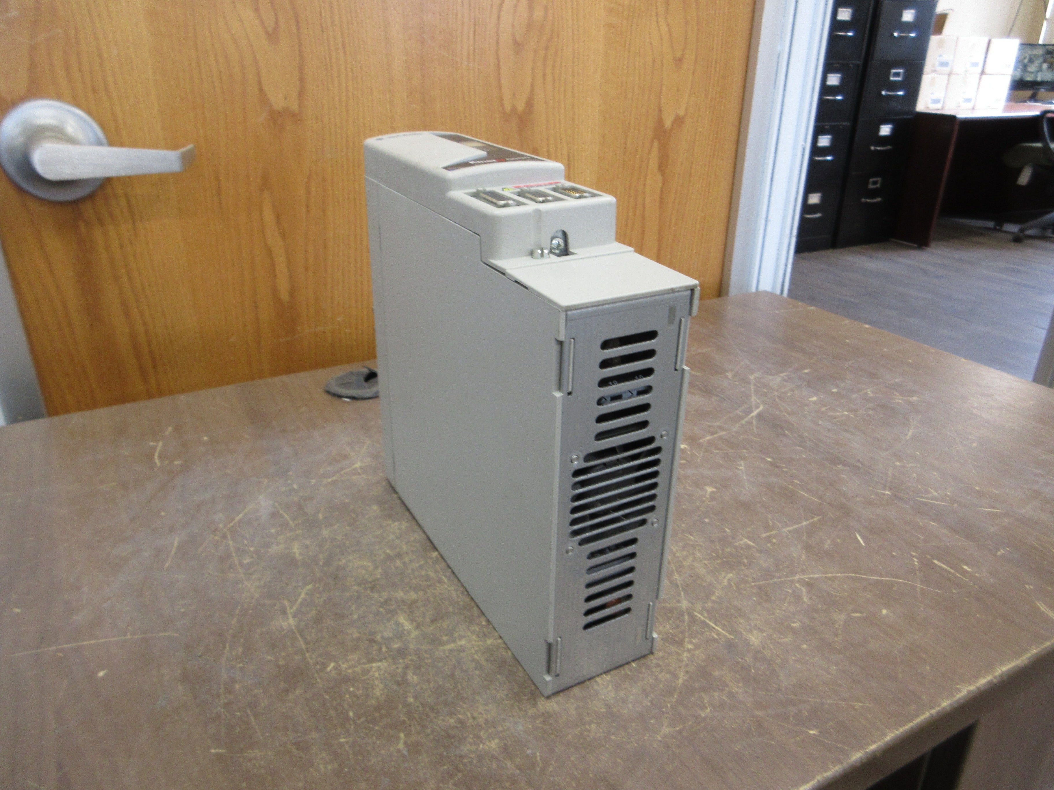 Allen-Bradley Kinetix 6000 Axis Module 2094-BM01 Ser. A F/W Ver. V1.98 Used