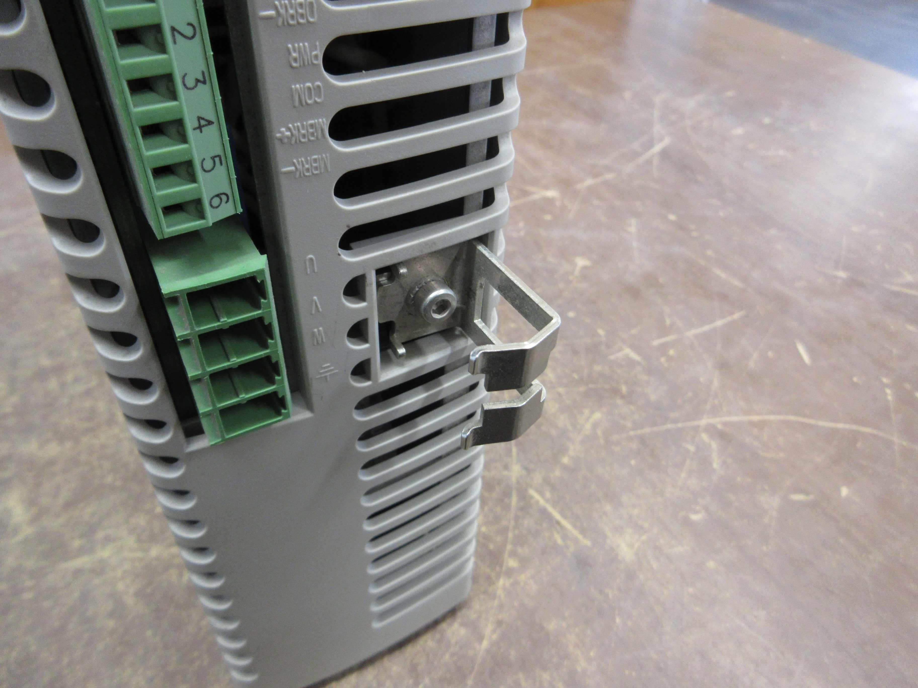 Allen-Bradley Kinetix 6000 Axis Module 2094-BM01 Ser. A F/W Ver. V1.98 Used