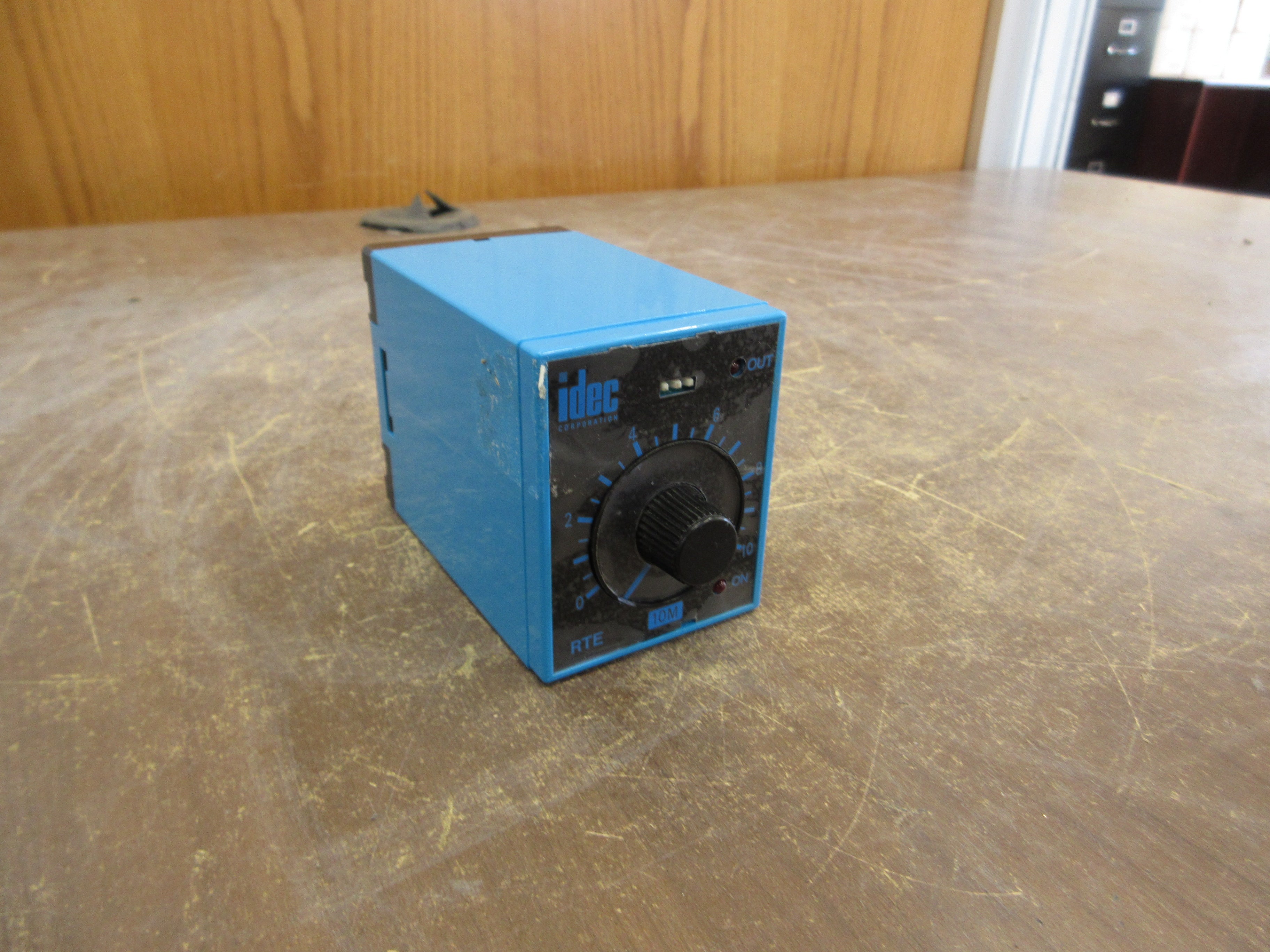 IDEC Electric Timer RTE-PF1 24VDC *No Base* Used