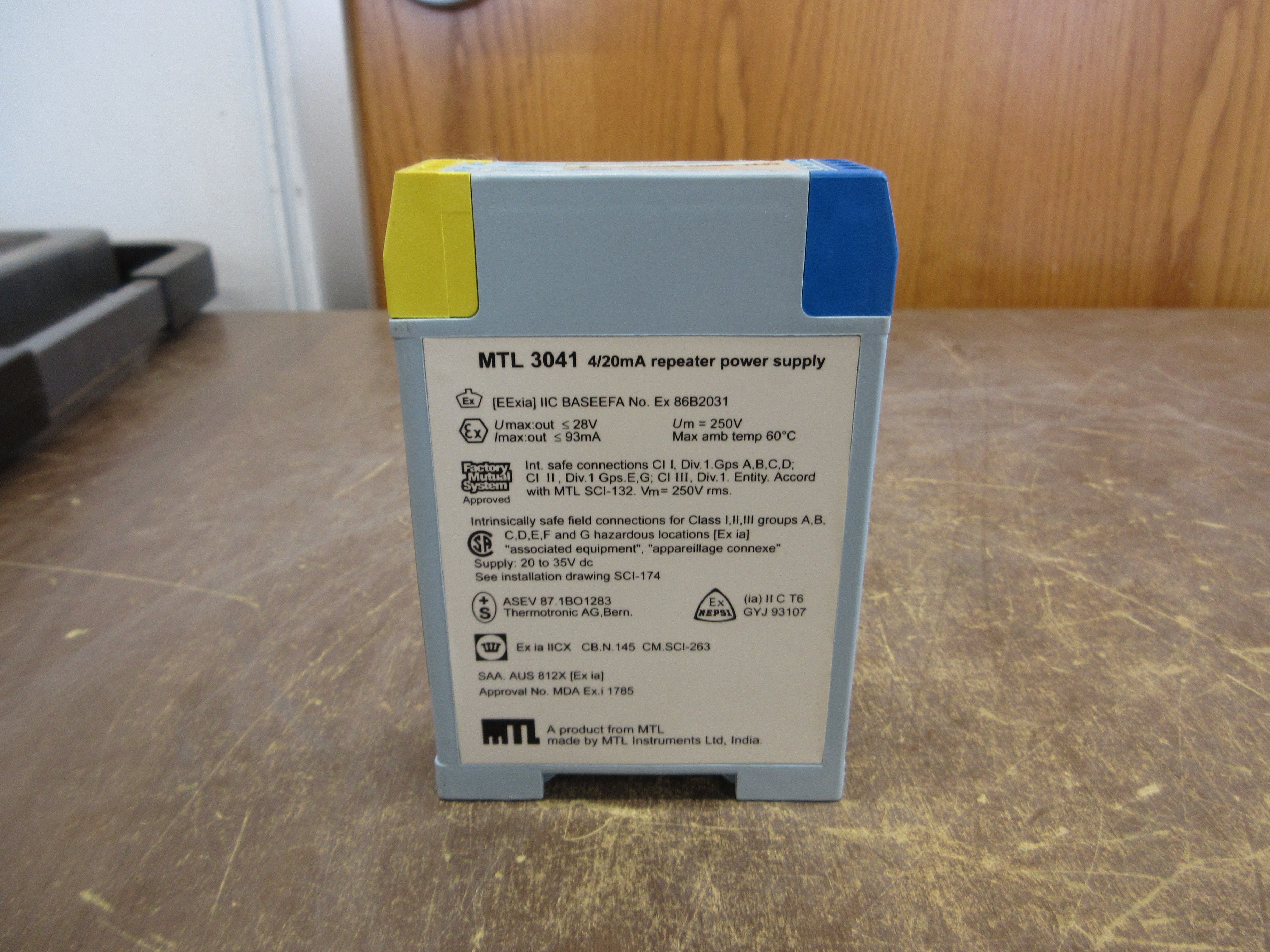 MTL 4/20mA Repeater Power Supply MTL 3041 Supply: 20-35VDC Used