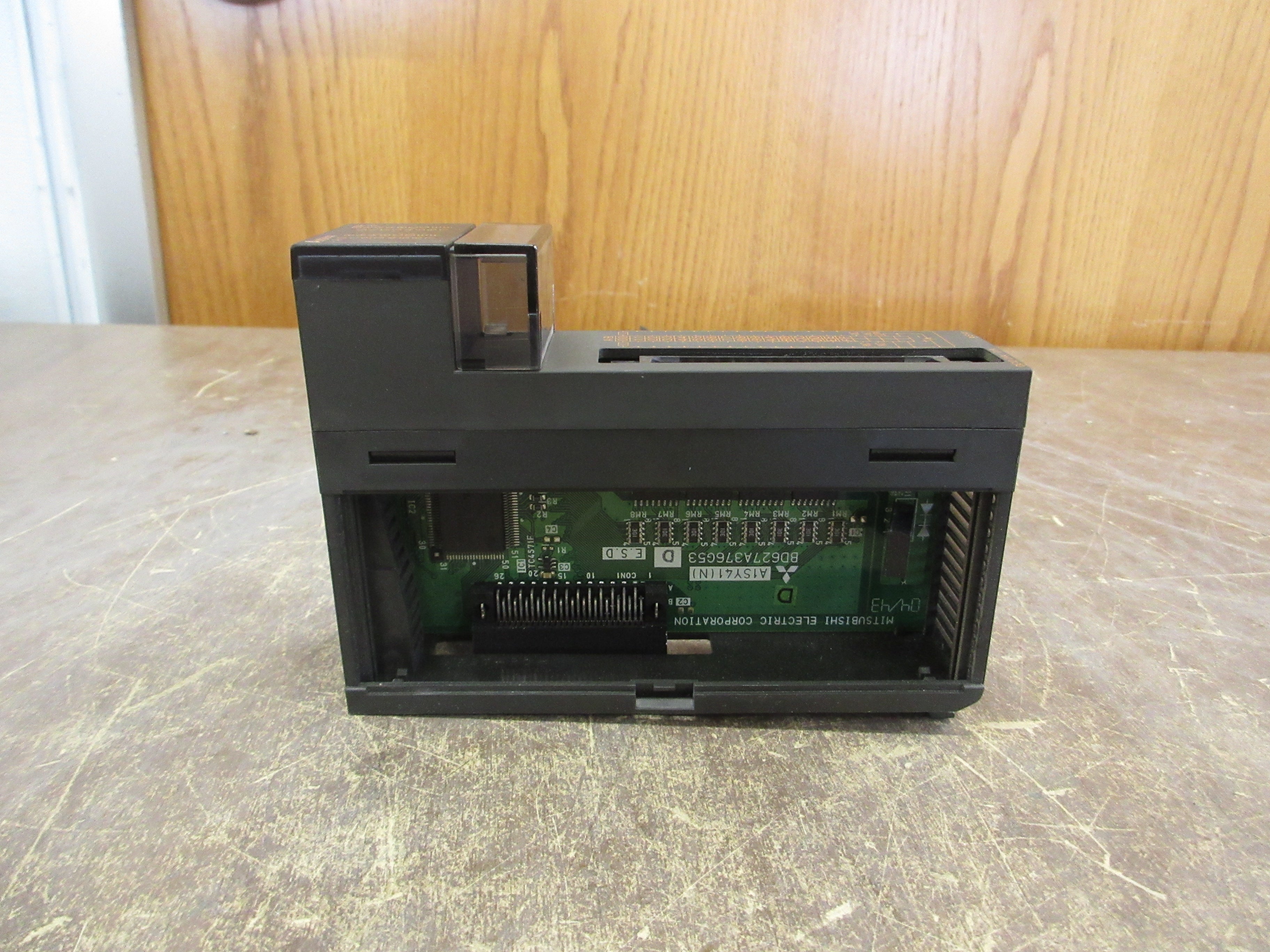 Mitsubishi Output Unit A1SY41 12/24VDC 0.1A Used