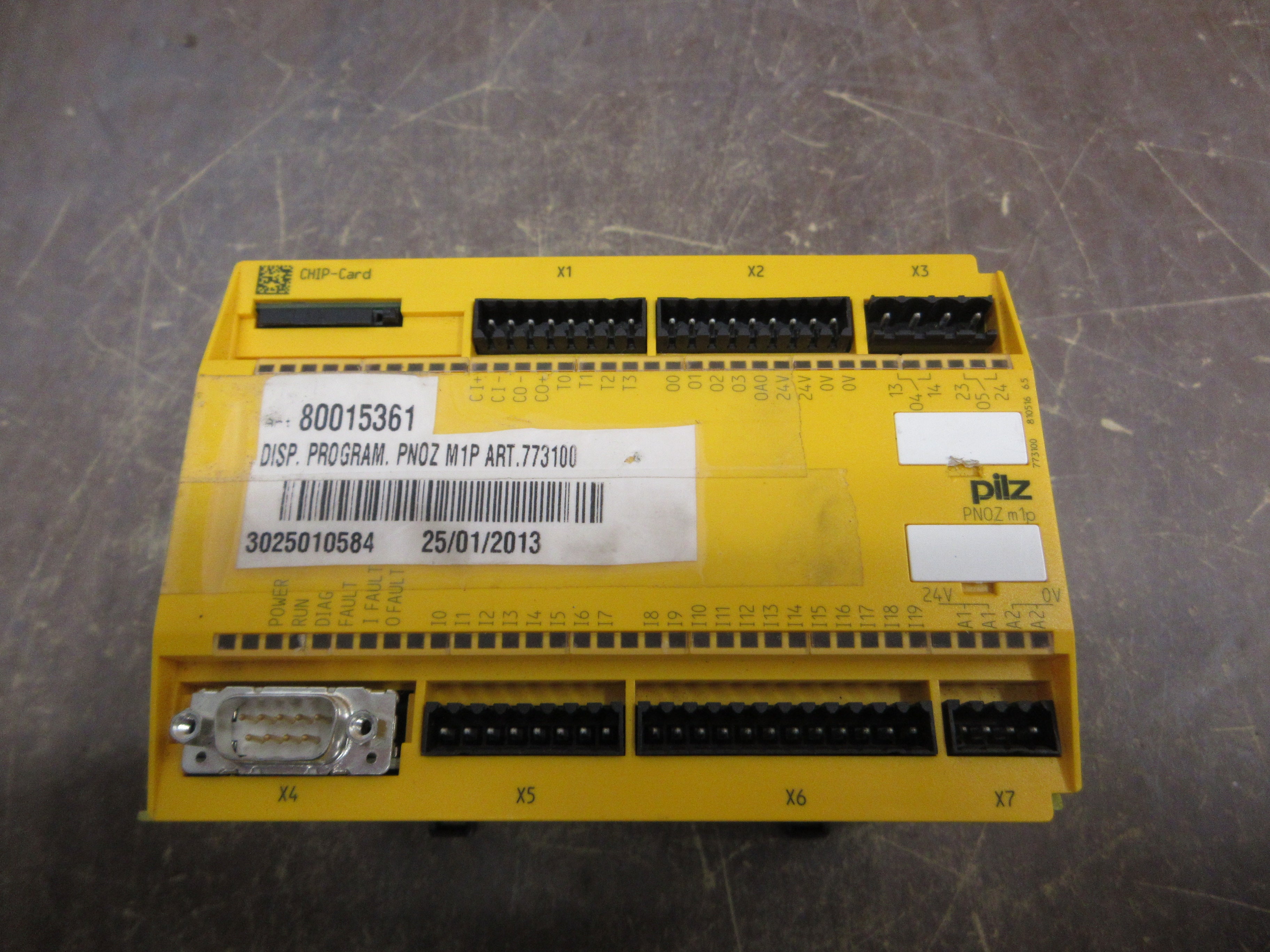 Pilz PNOZ m1p Base Unit 773100 *Chipped Base* Used