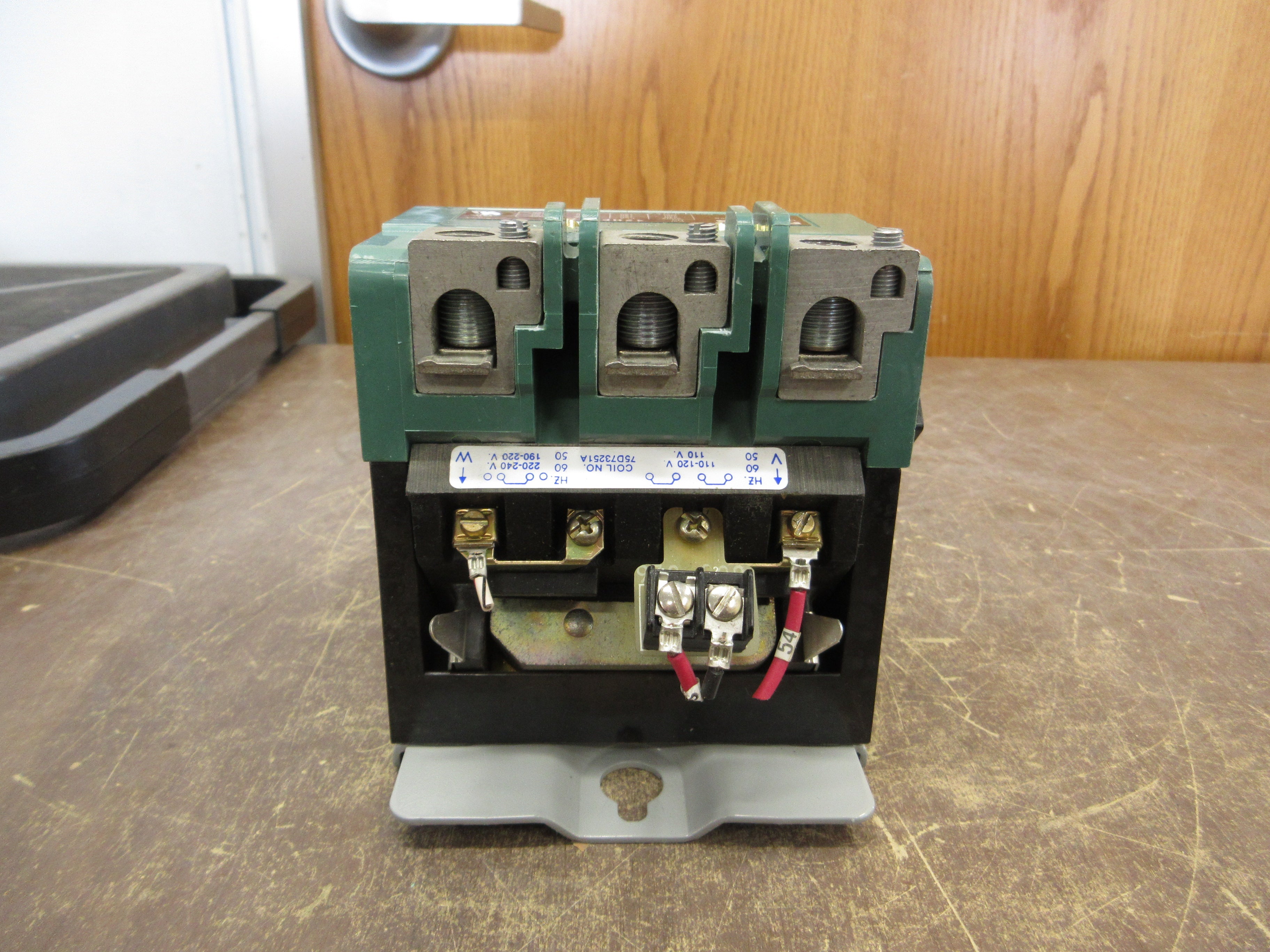 Furnas Controller 42HF35AA 120A 600V 110-120/220-240V Coil Used