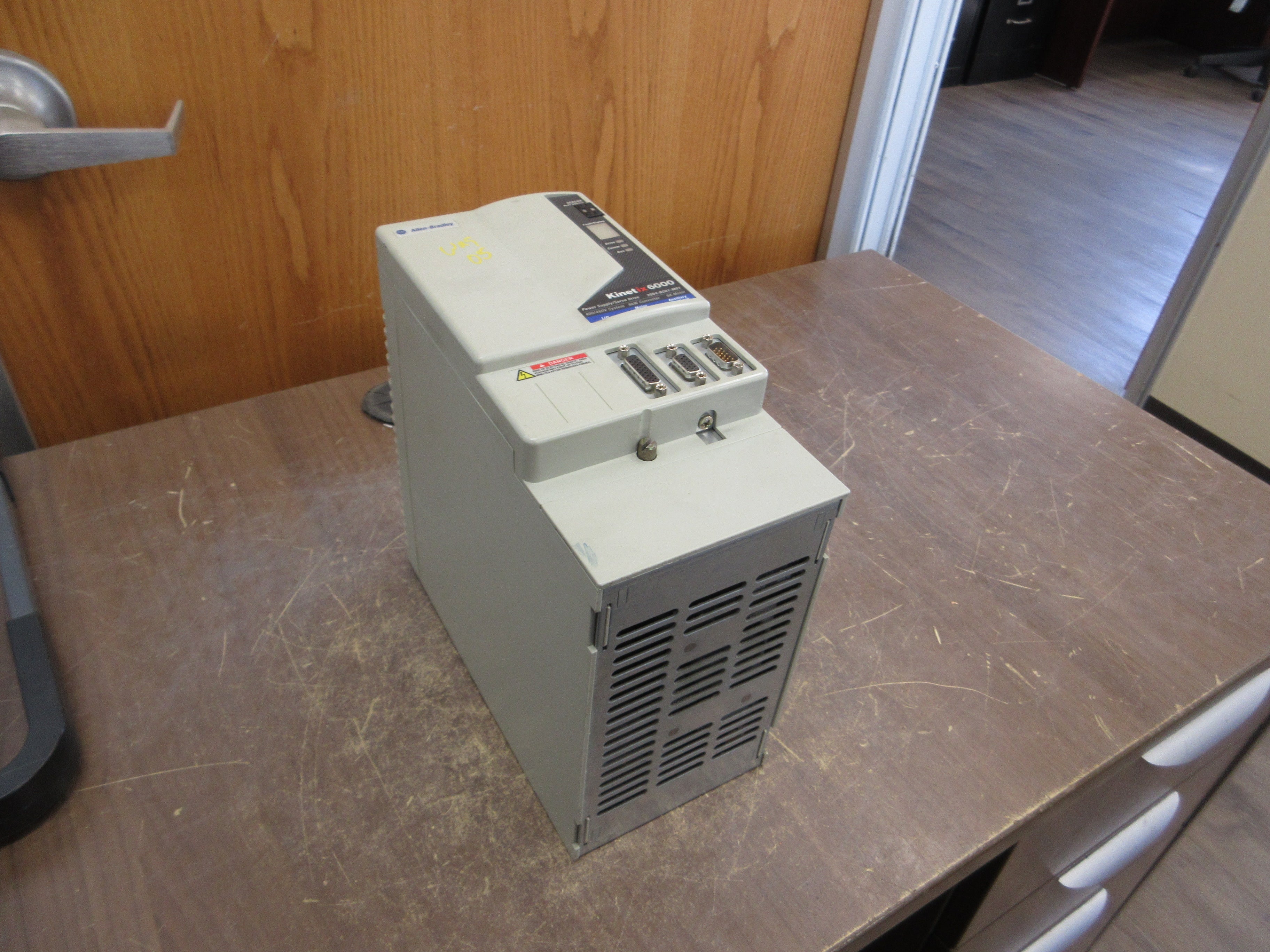 Allen-Bradley Kinetix 6000 Integrated Axis Module 2094-BC01-M01 Ser. A Used