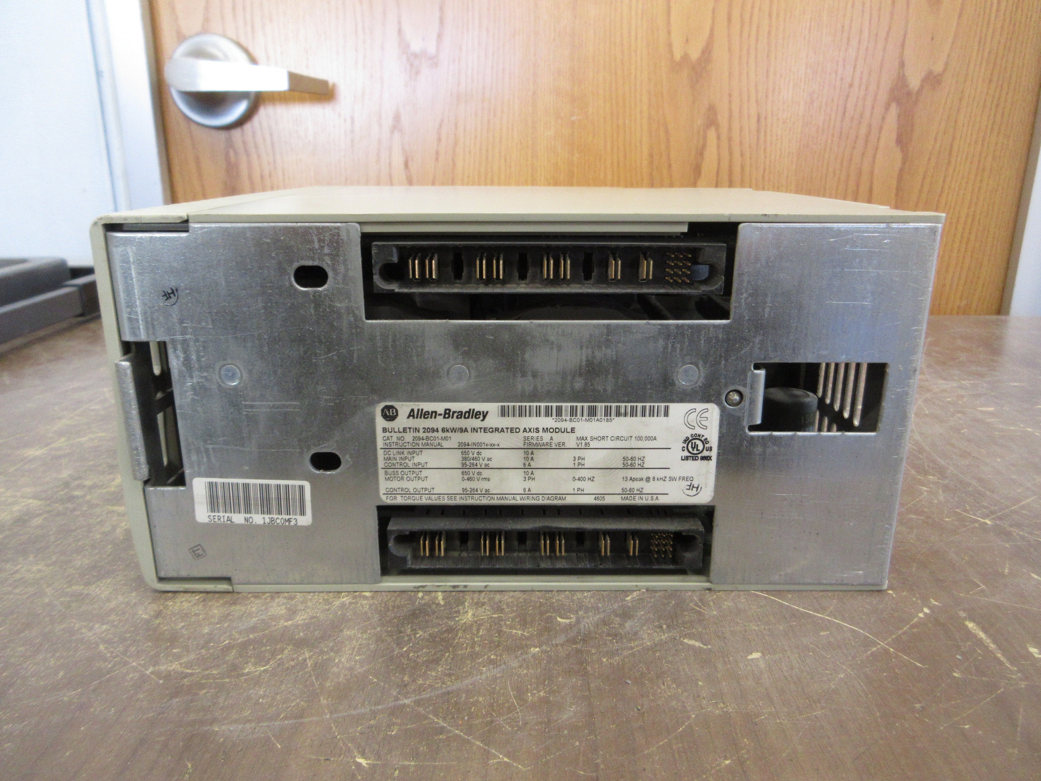 Allen-Bradley Kinetix 6000 Integrated Axis Module 2094-BC01-M01 Ser. A Used