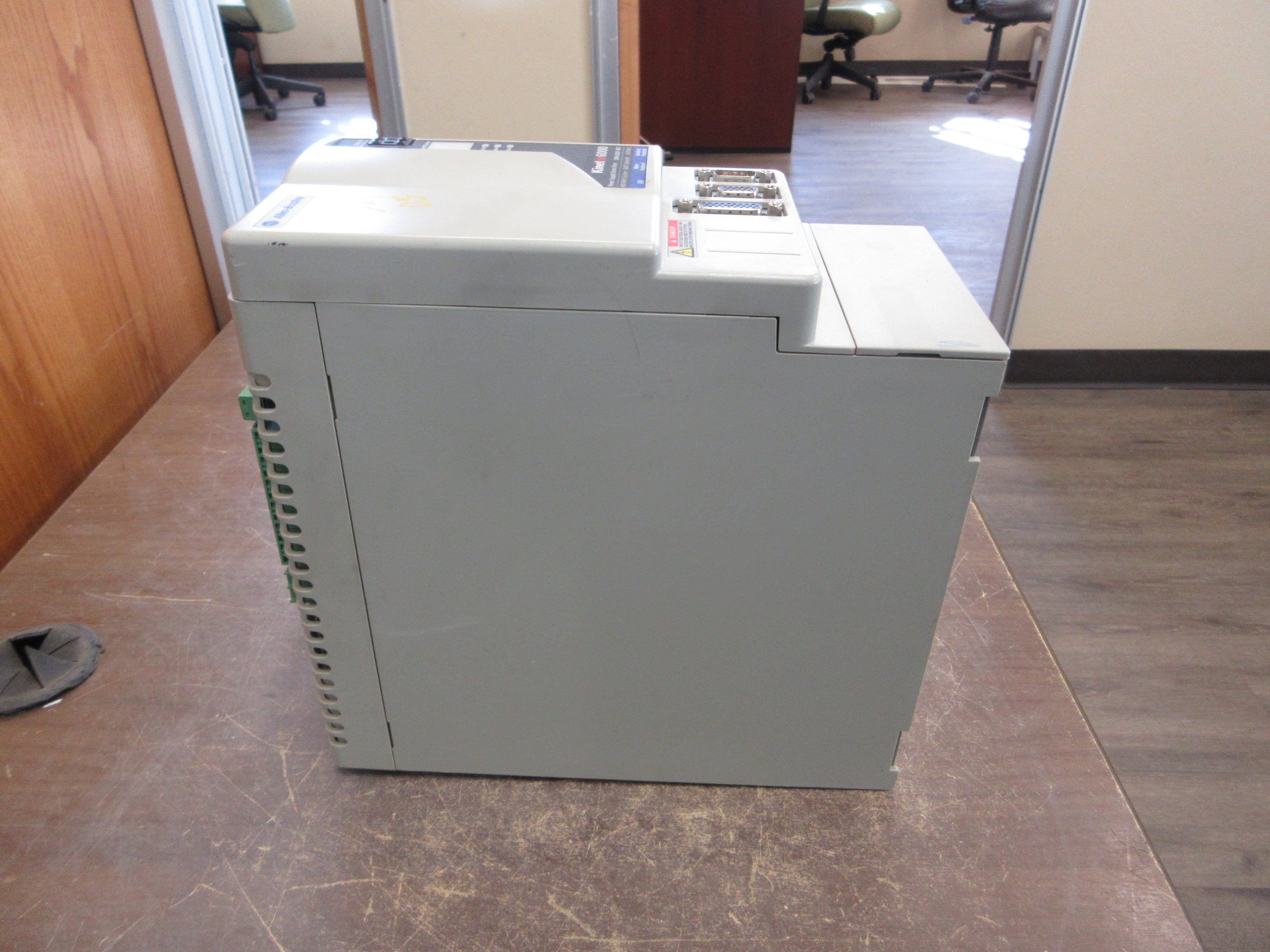 Allen-Bradley Kinetix 6000 Integrated Axis Module 2094-BC01-M01 Ser. A Used