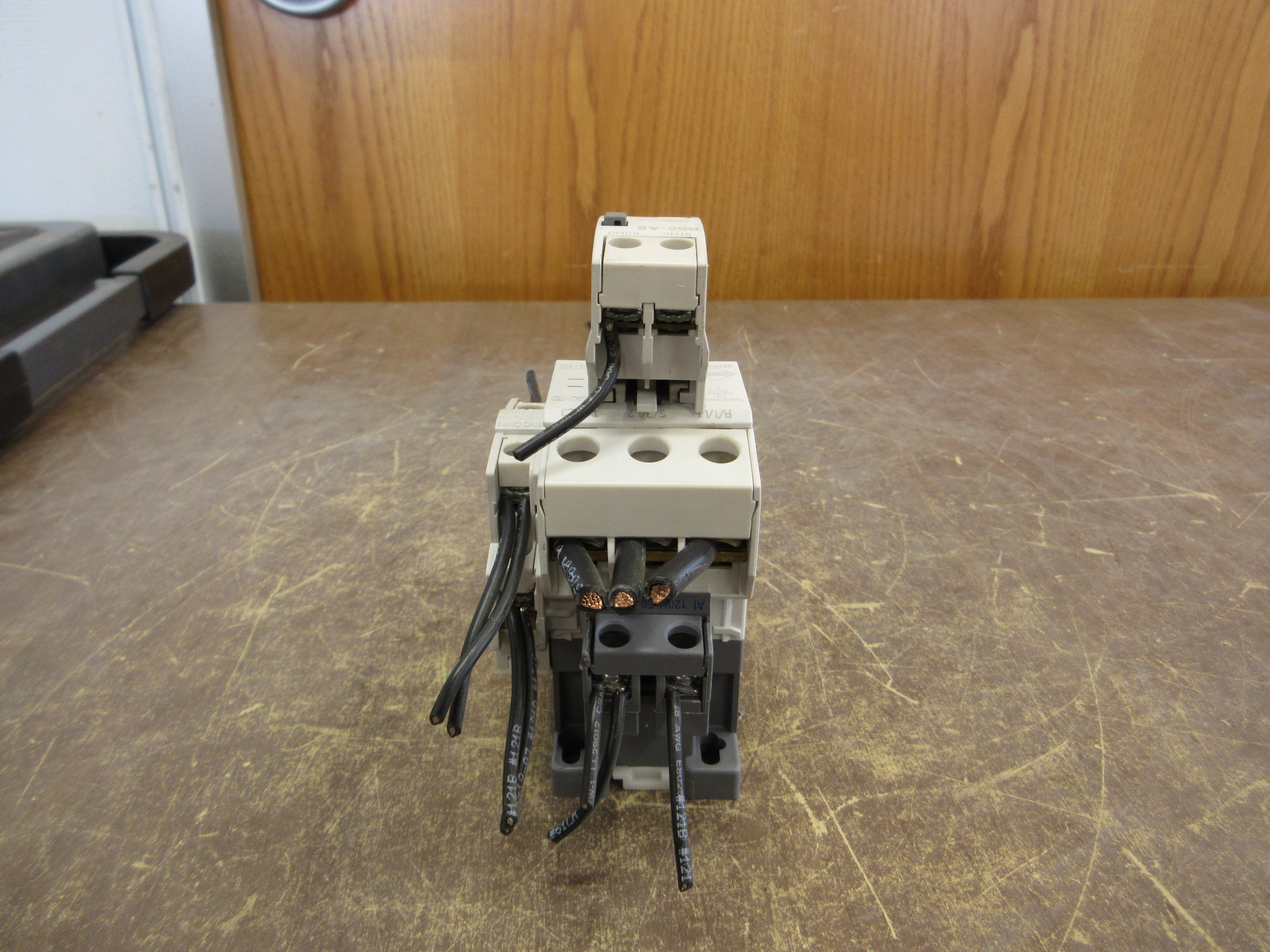Benshaw Contactor RSC-32 120V Coil 32A (1) Aux Contact, (1) Aux Contact Block