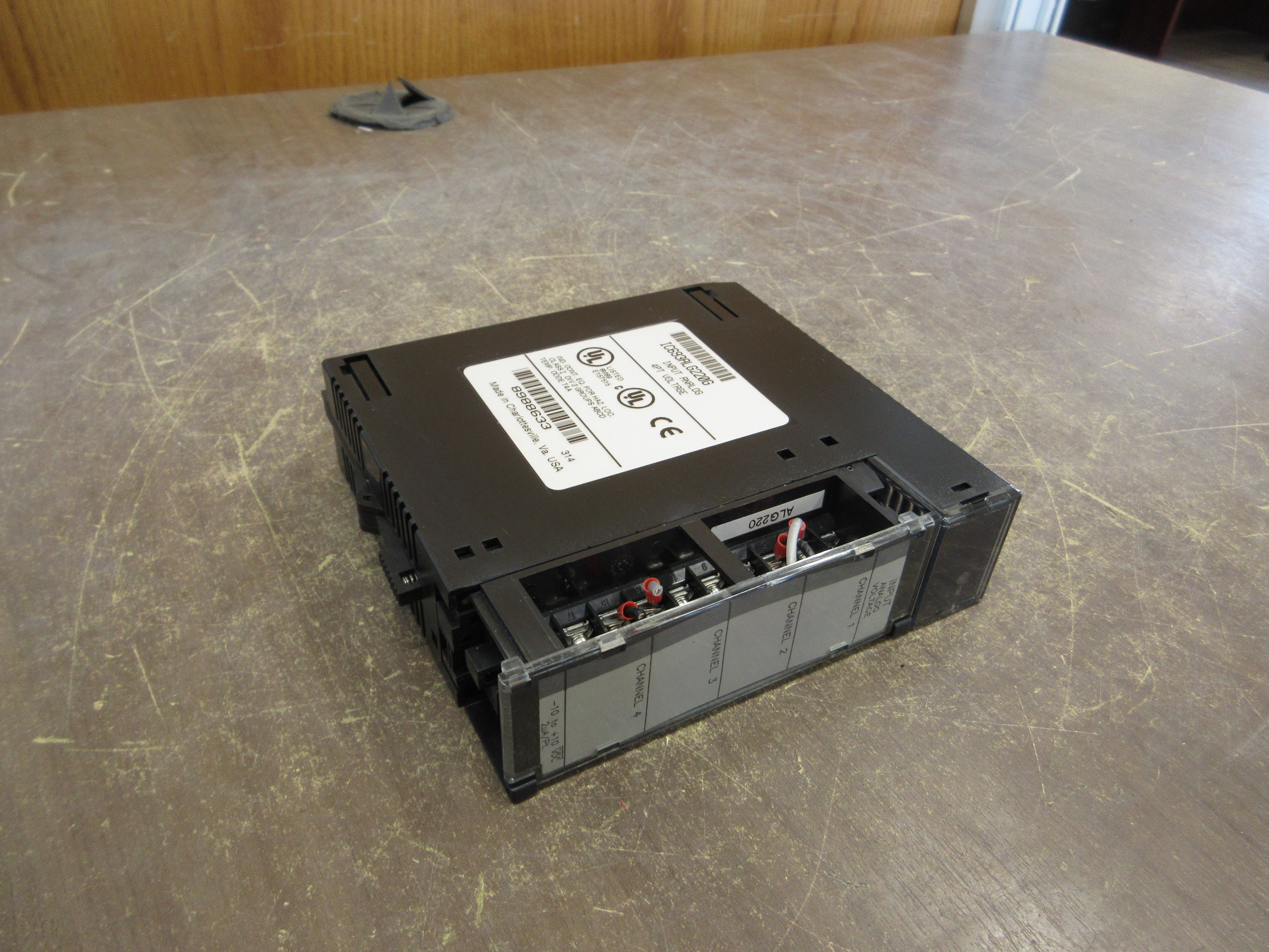 GE Fanuc Analog Input Module IC693ALG220G 4PT Used