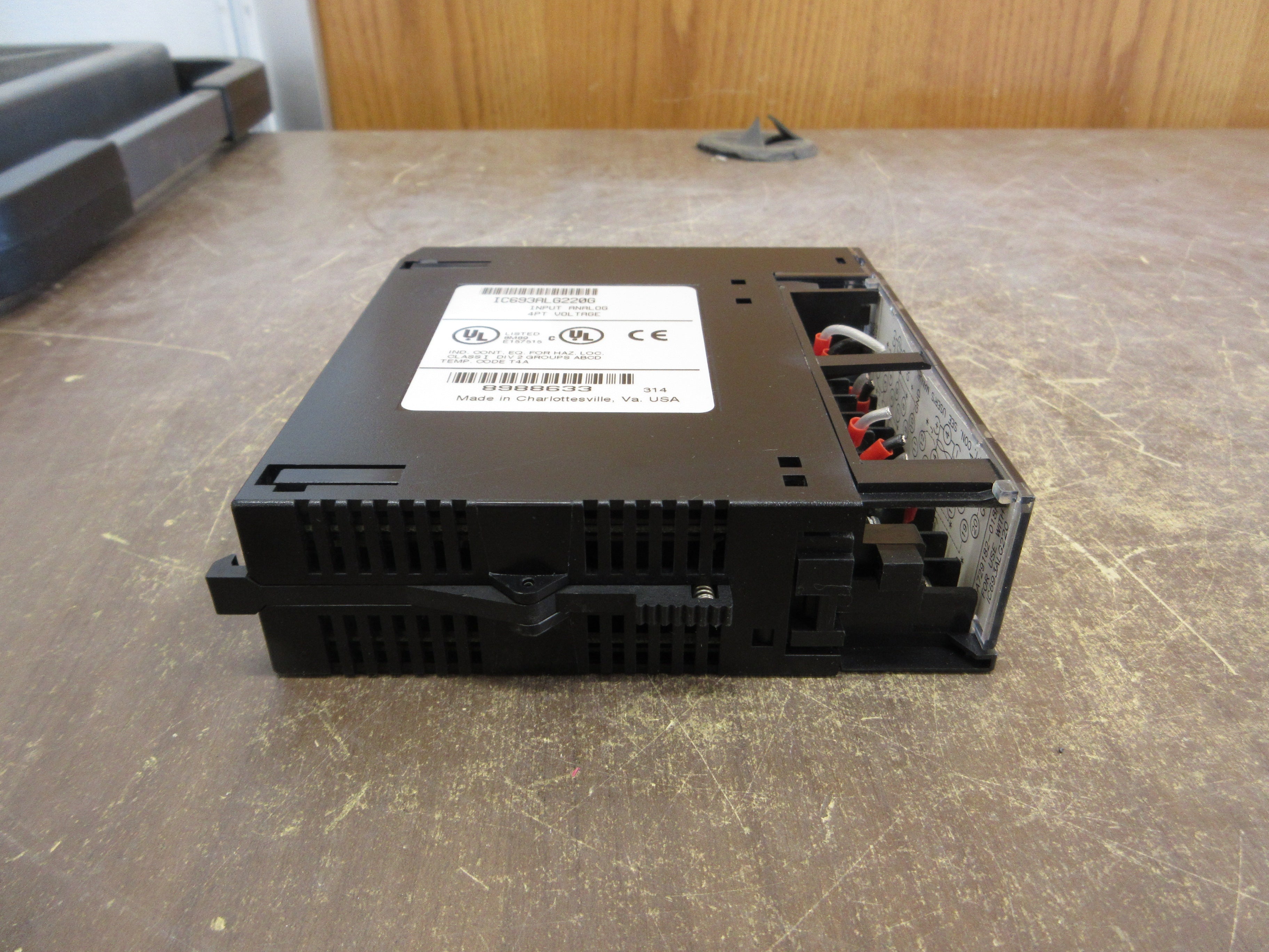 GE Fanuc Analog Input Module IC693ALG220G 4PT Used