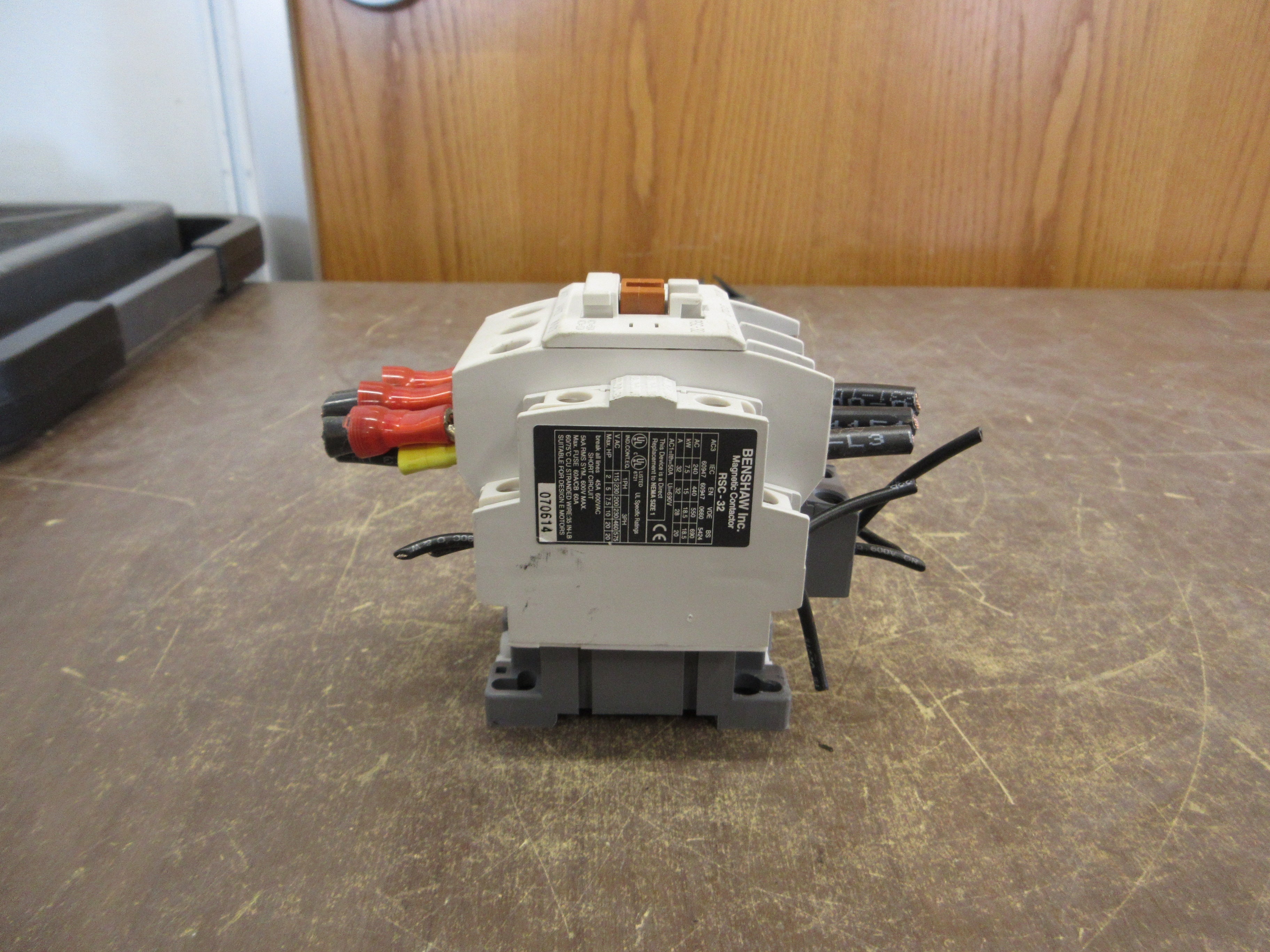 Benshaw Contactor RSC-32 120V Coil 32A (2) Aux Contacts Used