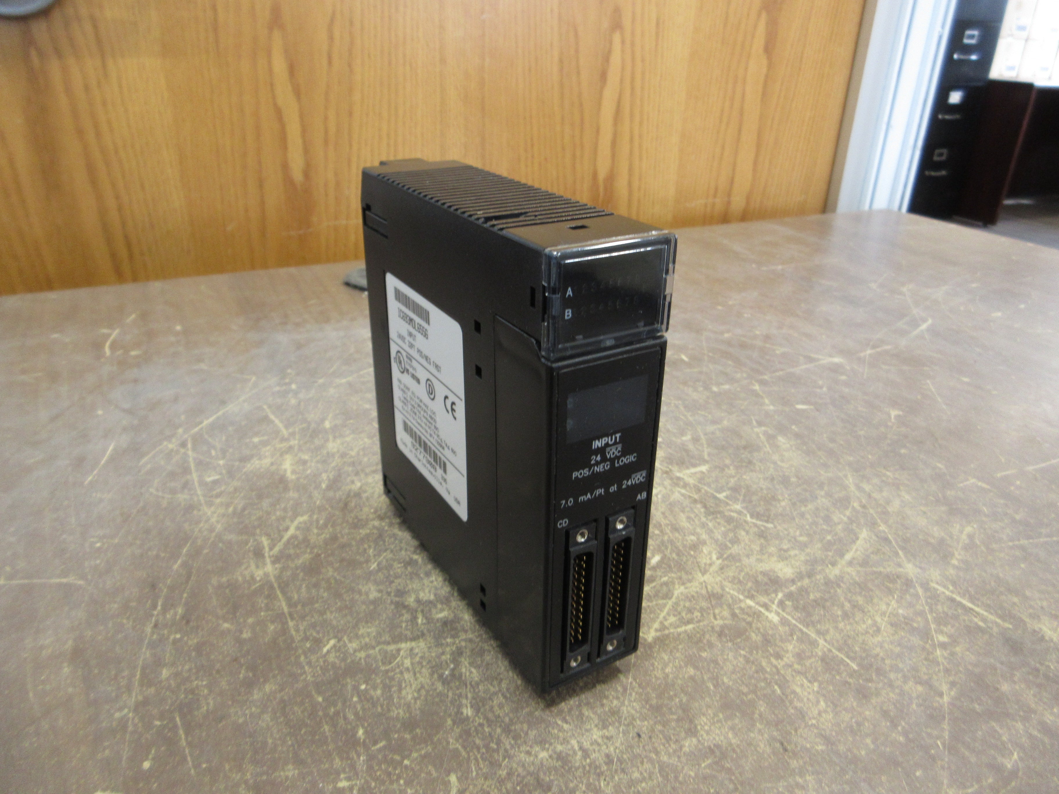 GE Fanuc Input Module IC693MDL655G 24VDC 32PT Used