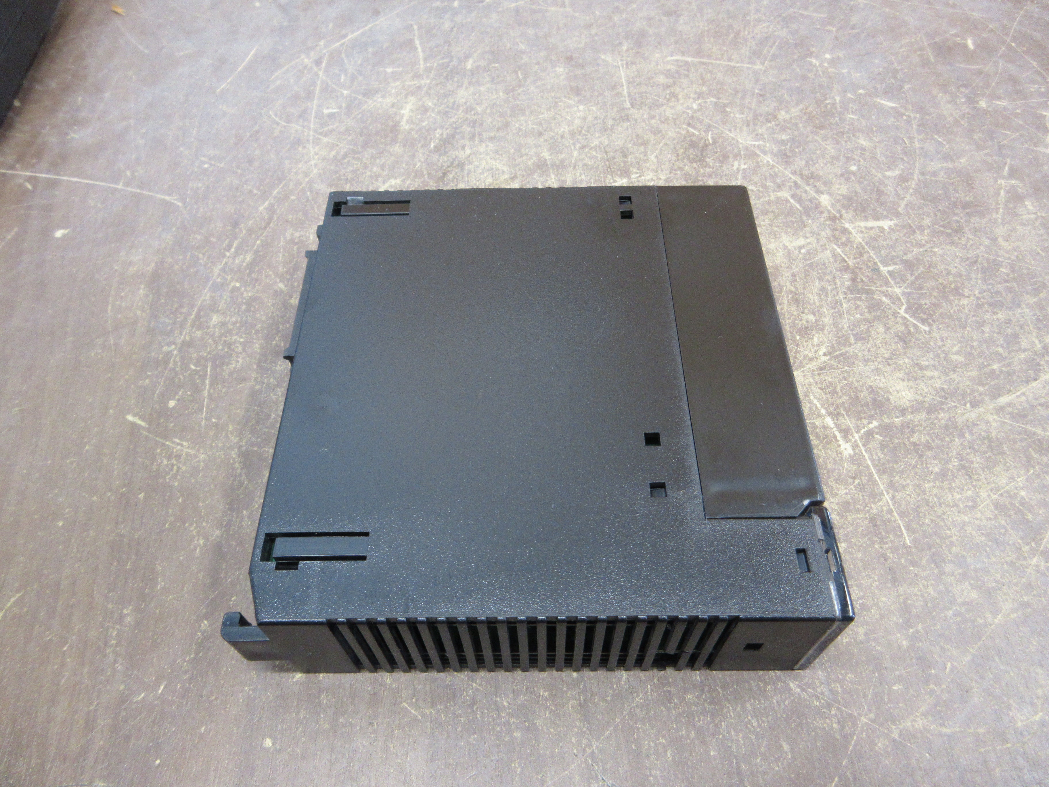 GE Fanuc Input Module IC693MDL655G 24VDC 32PT Used