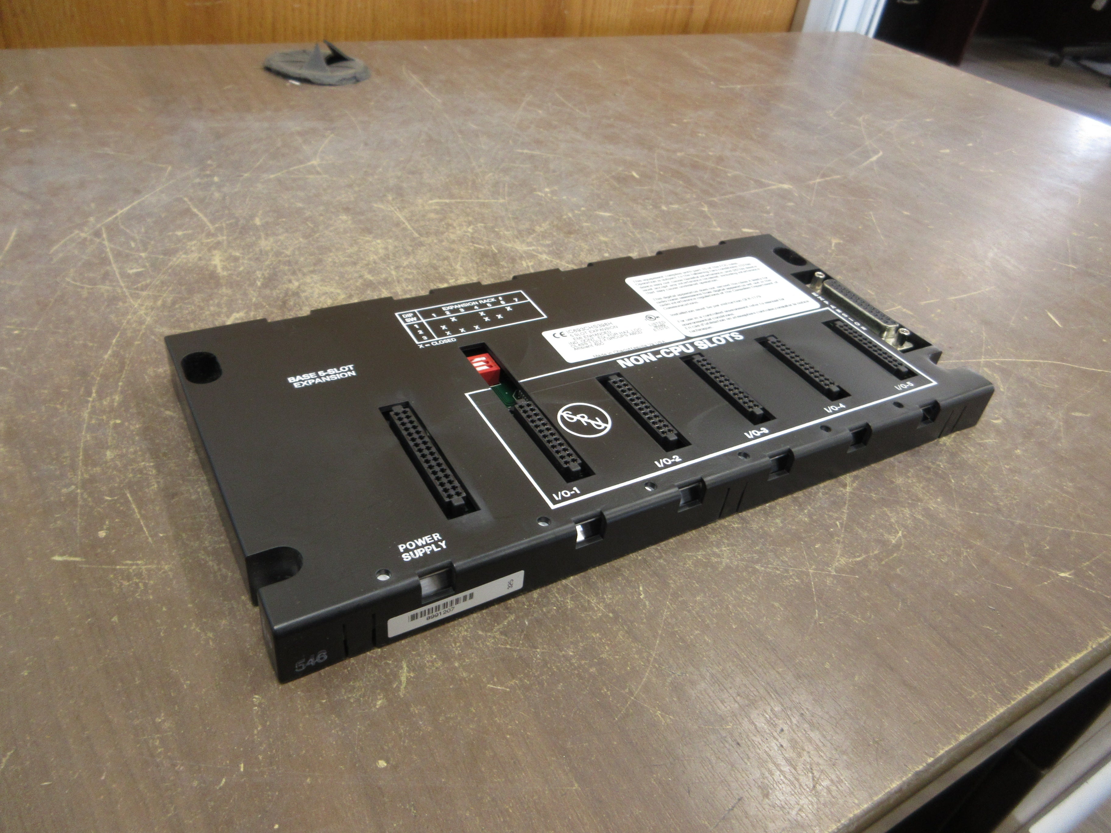 GE Fanuc 5-Slot Expansion IC693CHS398H EMI Enhanced Used