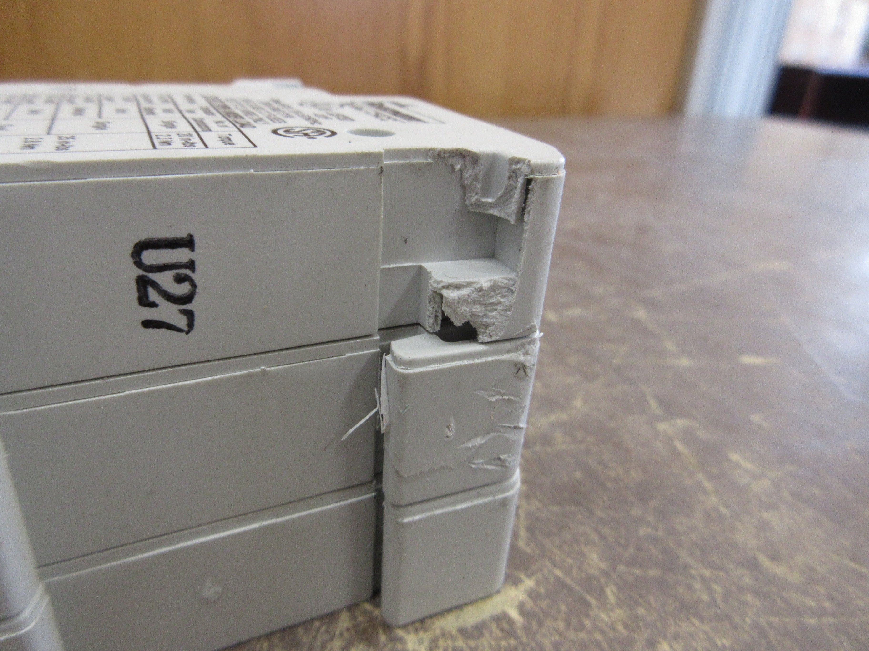Bussmann Fuseholder CHCC 3 30A 600V 3P *Lot of 2* *Broken DIN Rail Mount* Used