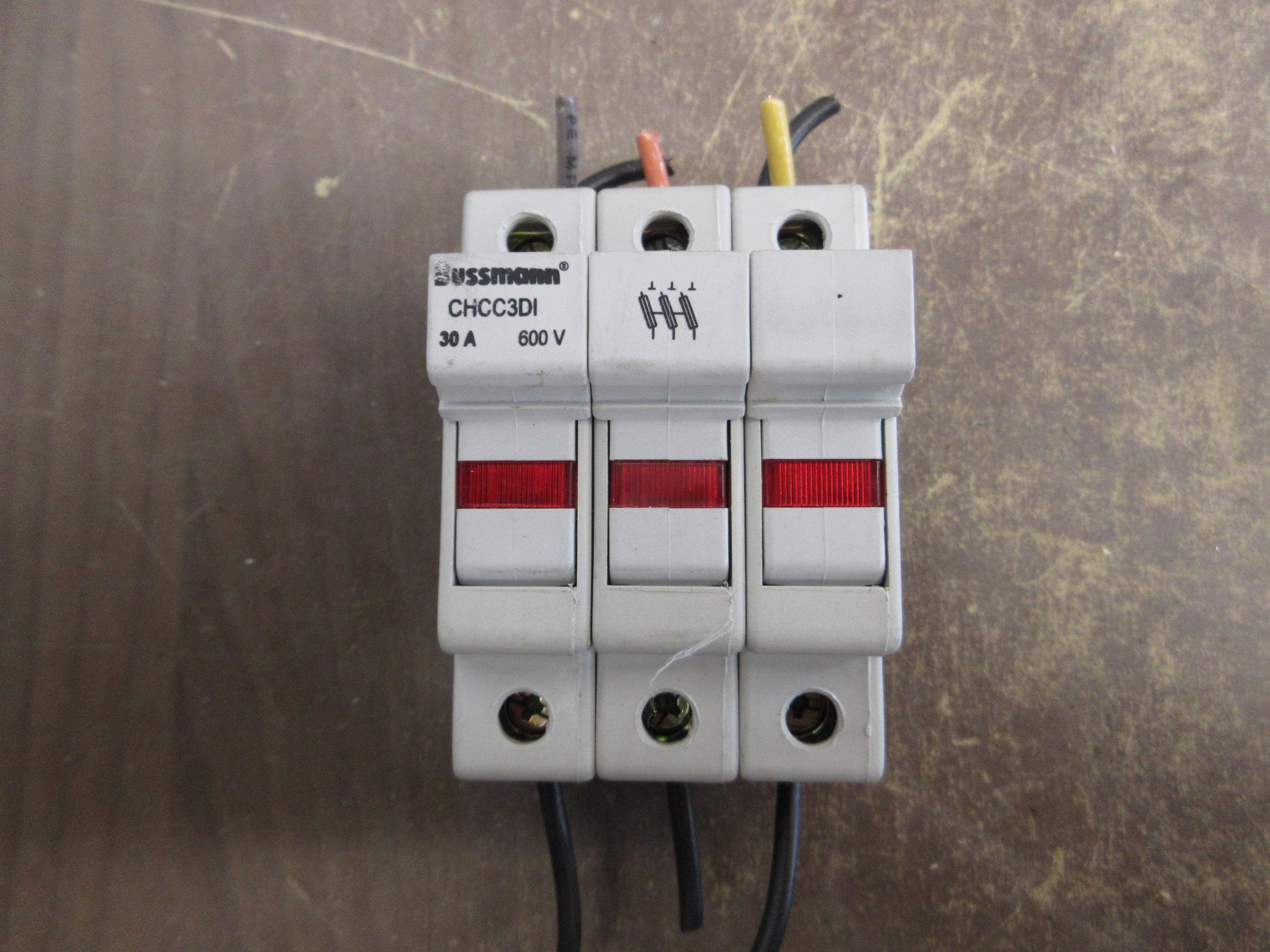 Bussmann Fuseholder CHCC3DI 30A 600V 3P Used